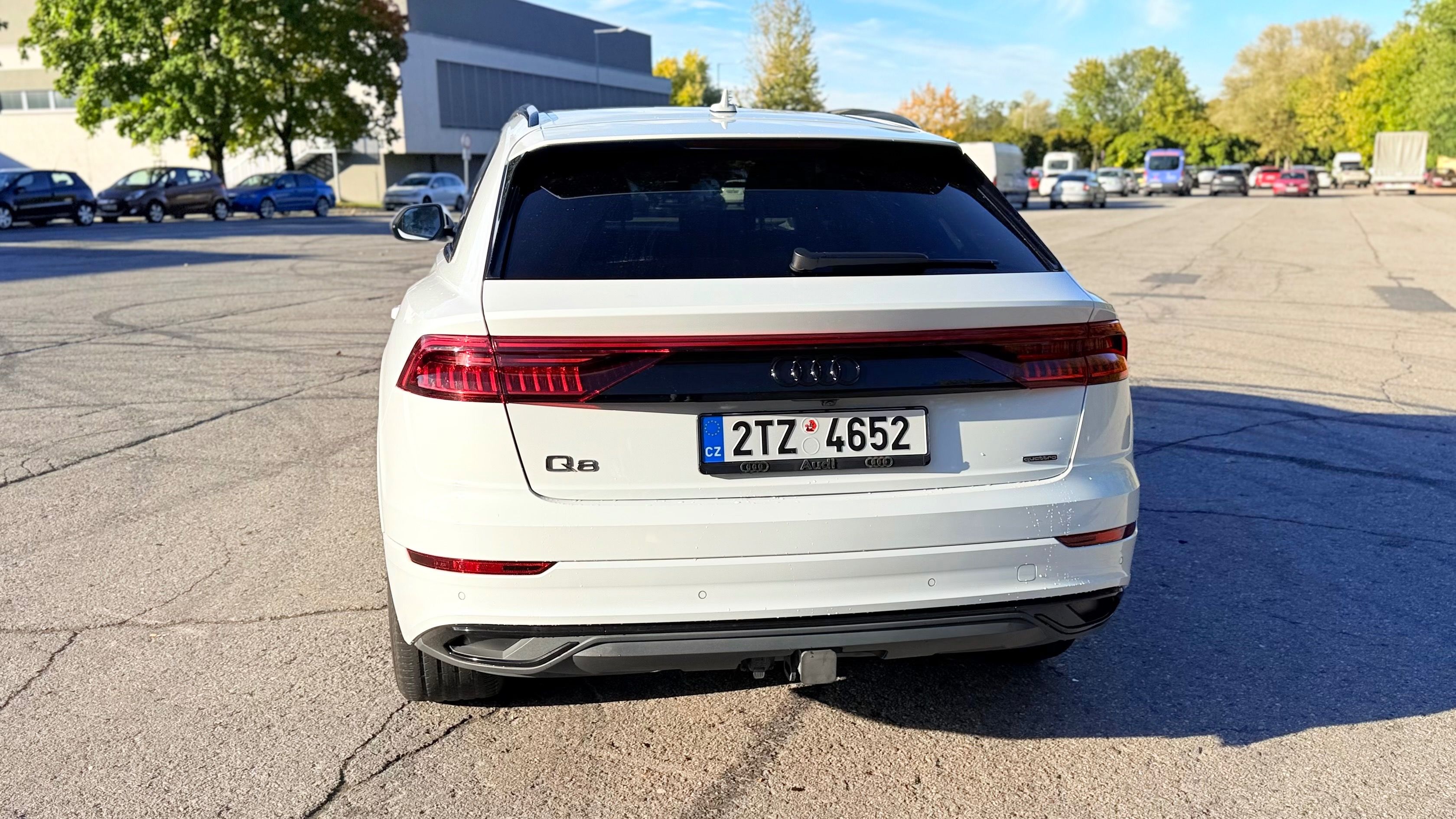 Audi Q8, 55 tfsi, TOP výbava - fotka 3
