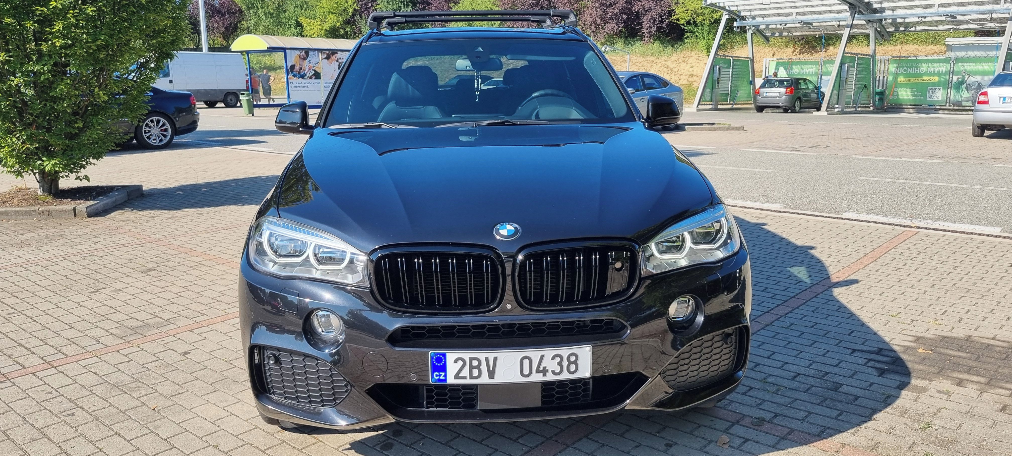 BMW X5, xDrive 40d, VYBAVENÁ, M-paket - fotka 4