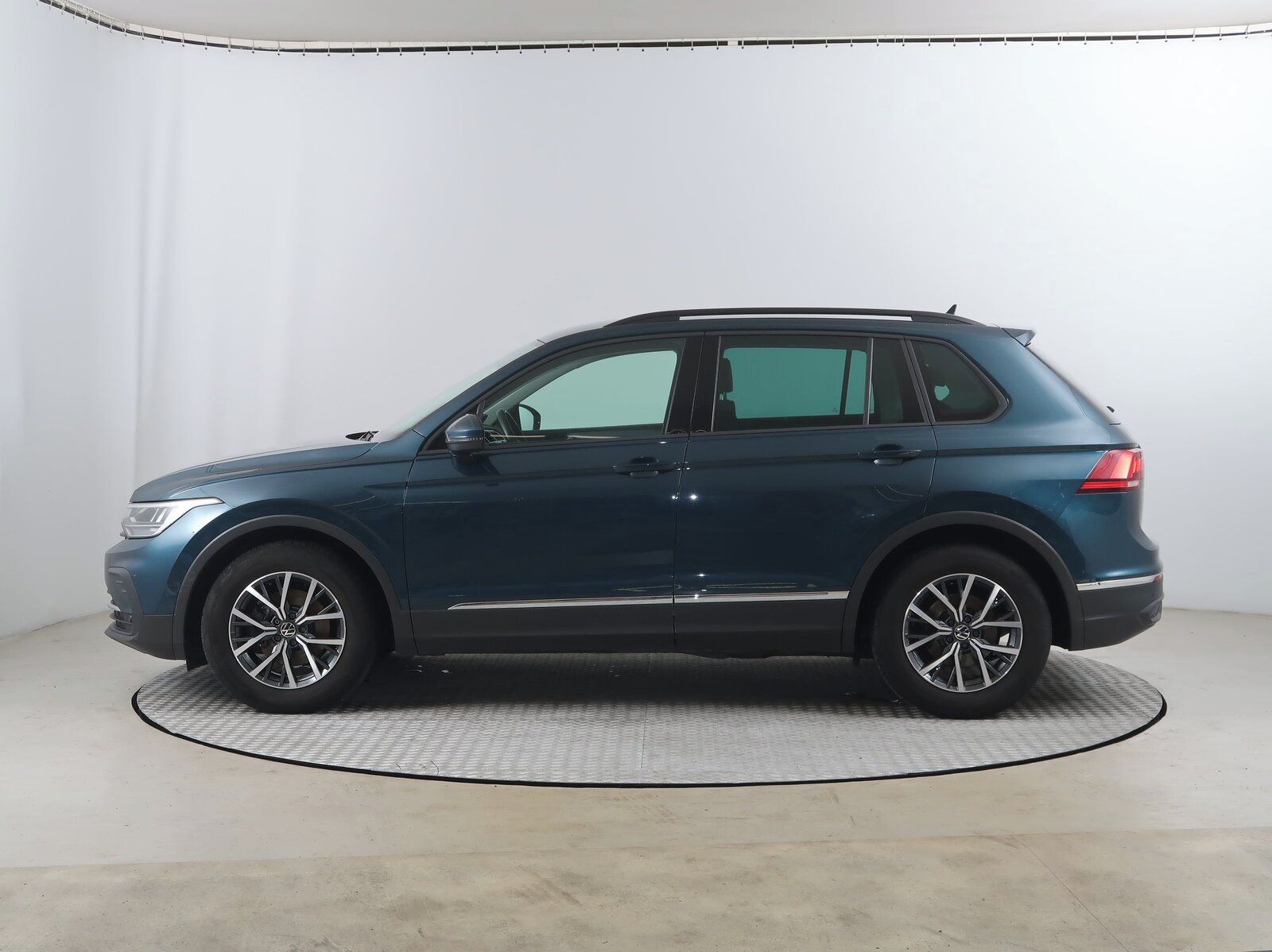 Volkswagen Tiguan, 1.5 TSI - fotka 3