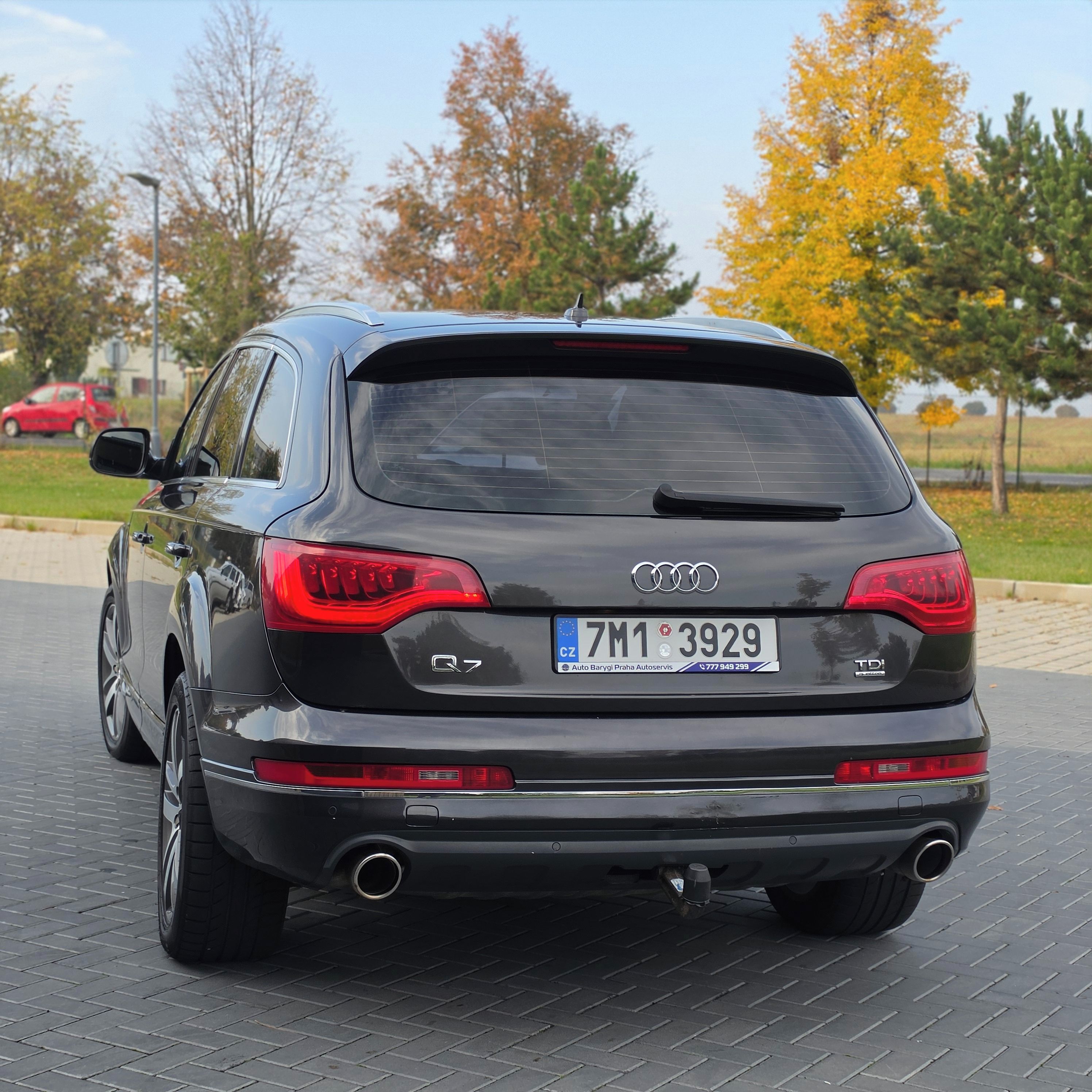 Audi Q7, 3.0 TDI, 180 KW, 211 najeto - fotka 6