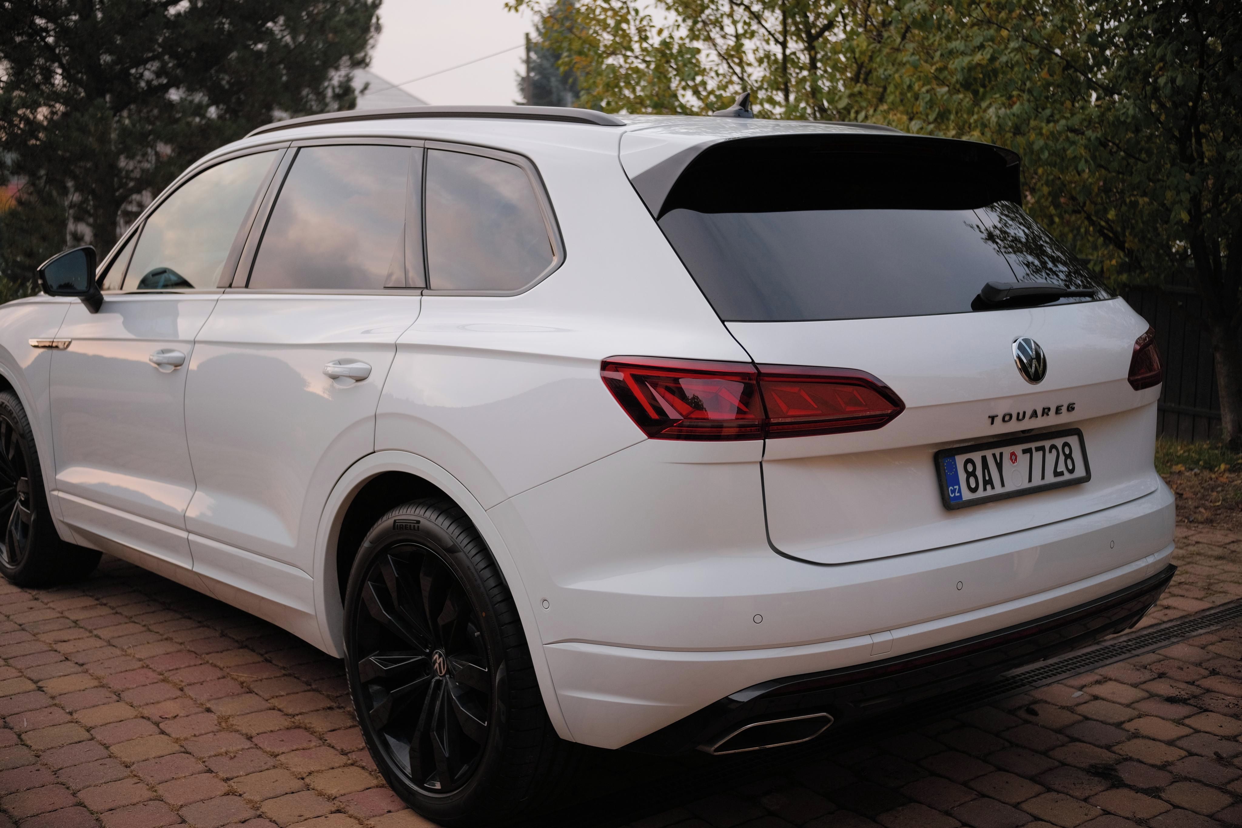 Volkswagen Touareg, 210 kW R-Line TZ Matrix Servis - fotka 3