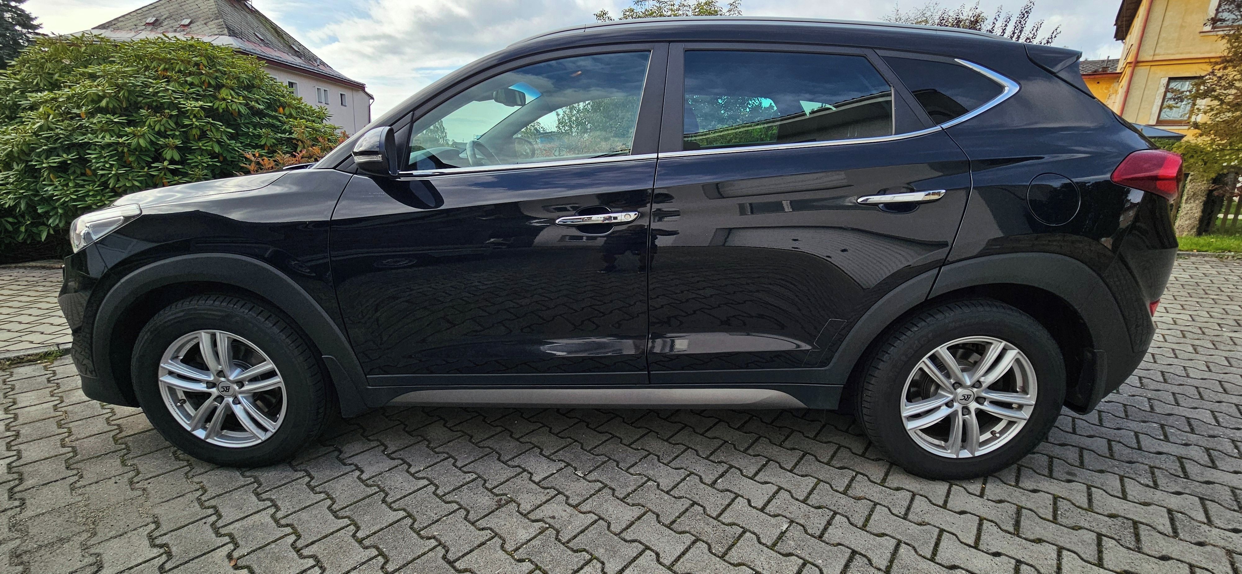 Hyundai Tucson, 2,0CRDi 100kw - fotka 3