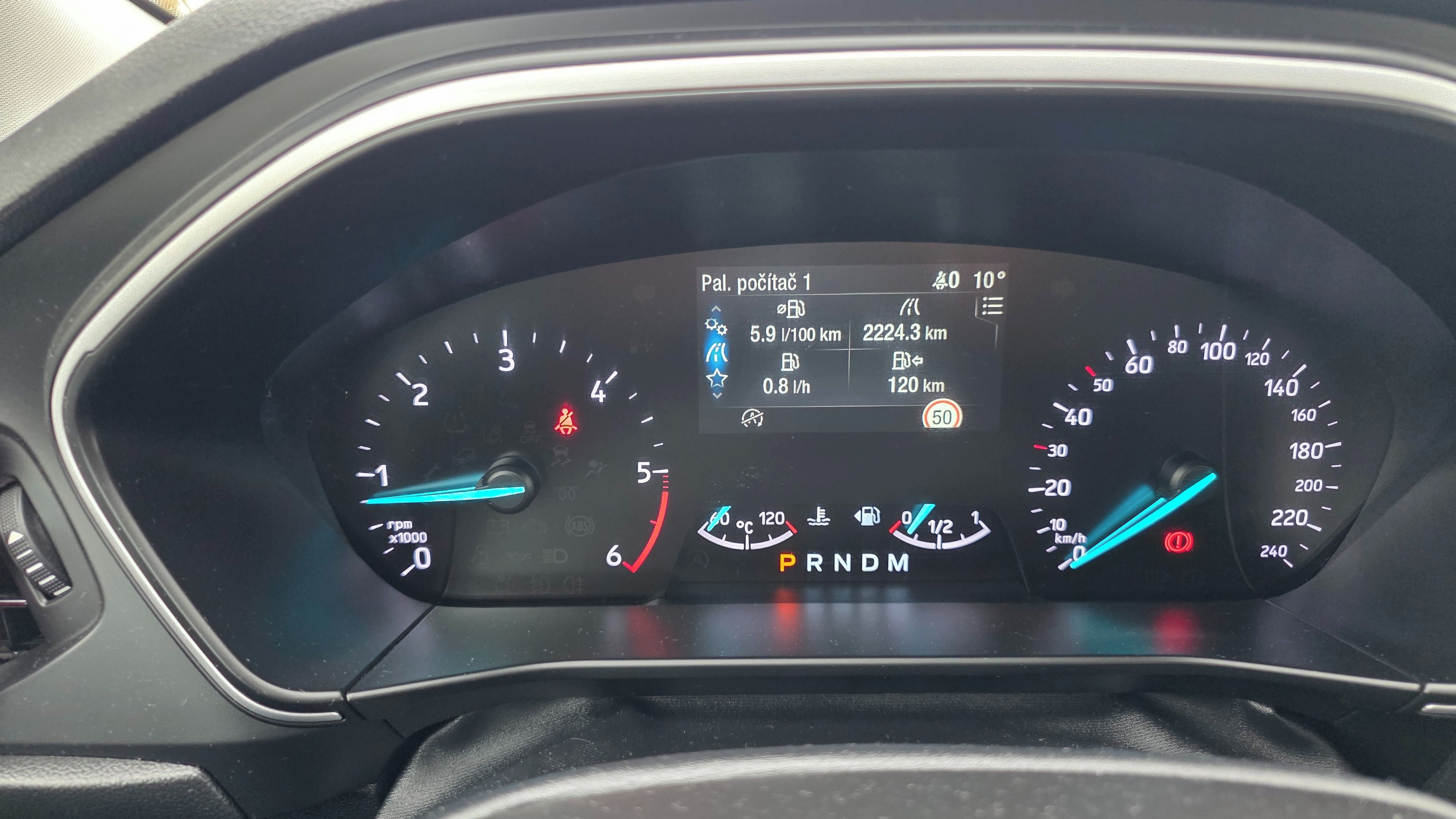 Ford Focus, 1,5 TDCI Ecoblue - fotka 5