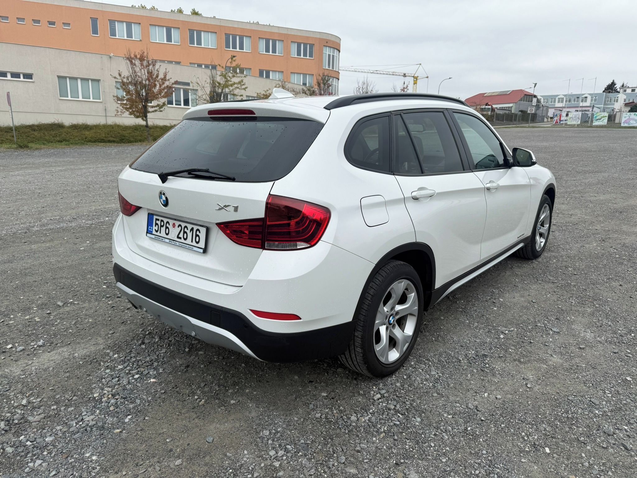 BMW X1, xDrive20d - fotka 4