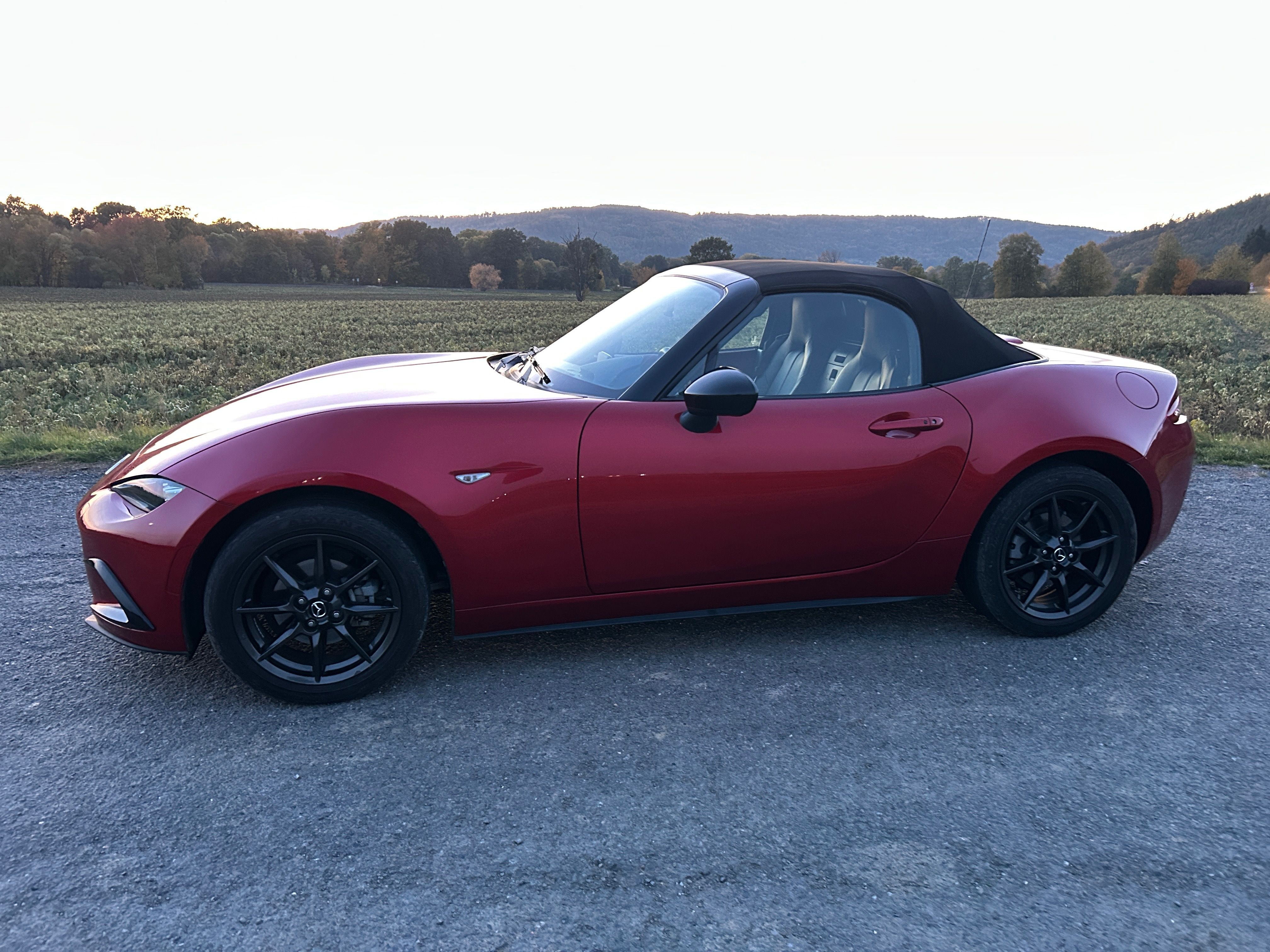 Mazda MX-5, CZ,Nehavarované,1.Majitel - fotka 2