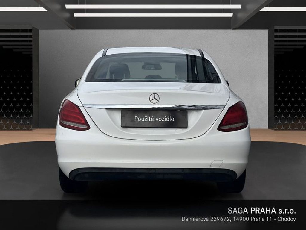 Mercedes-Benz Třídy C, Třída C 200 d Aut. - fotka 5