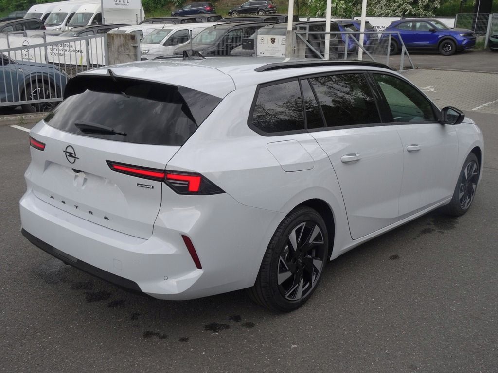 Opel Astra, ST Edition Hybrid 1.2T 145k A6 - fotka 3