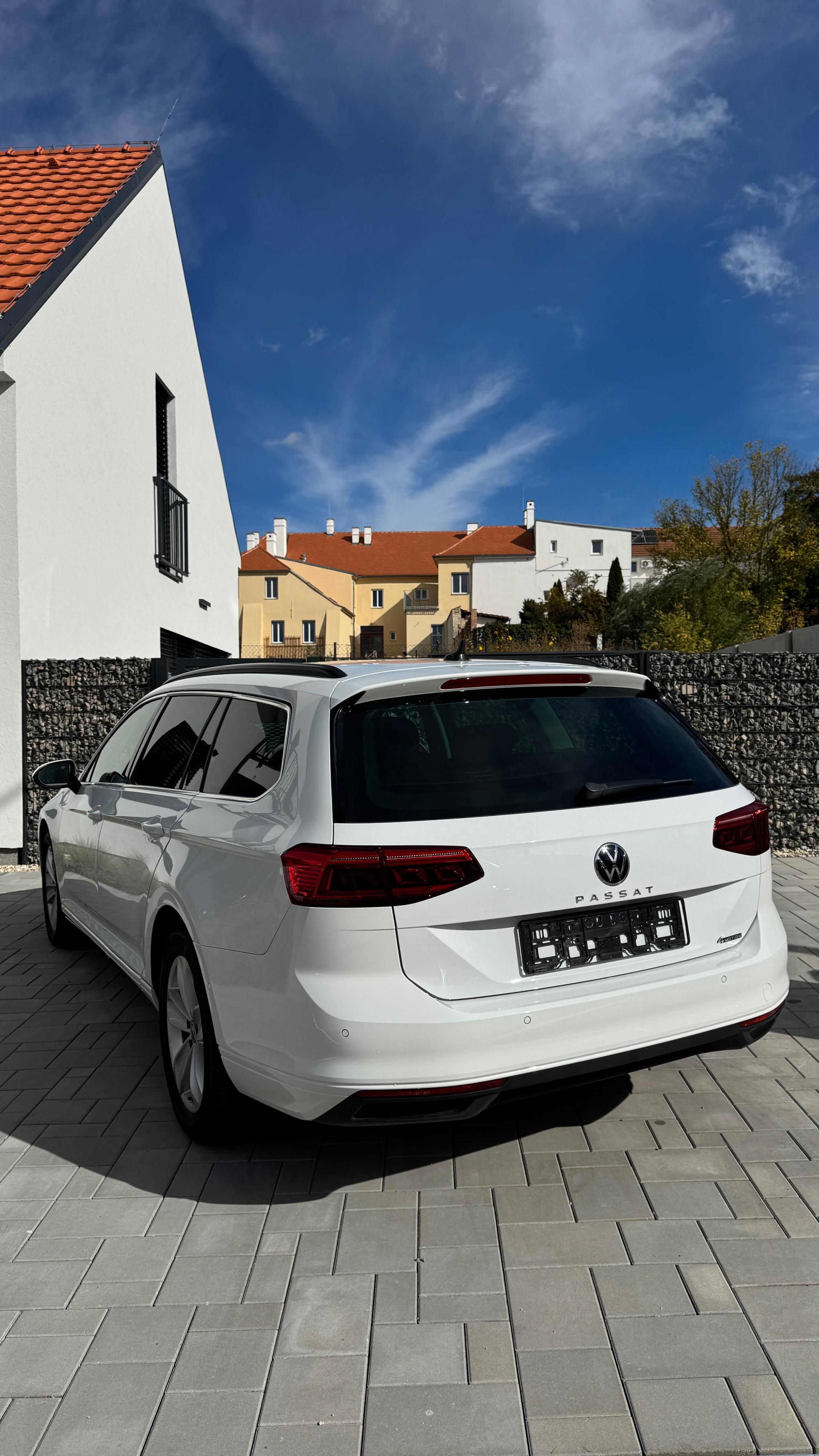 Volkswagen Passat, B8 FACELIFT 2.0 TDI DSG 4x4 - fotka 4