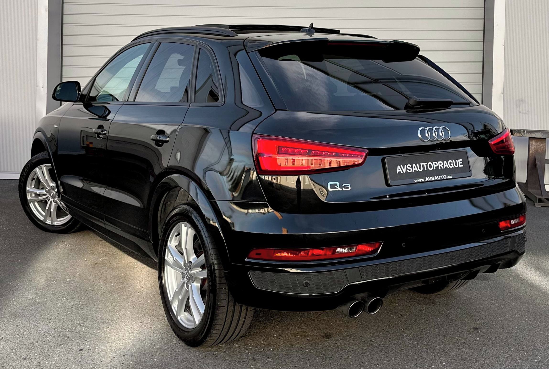 Audi Q3, S-LINE 2.0 TFSI 147KW PREMIUM+ - fotka 6