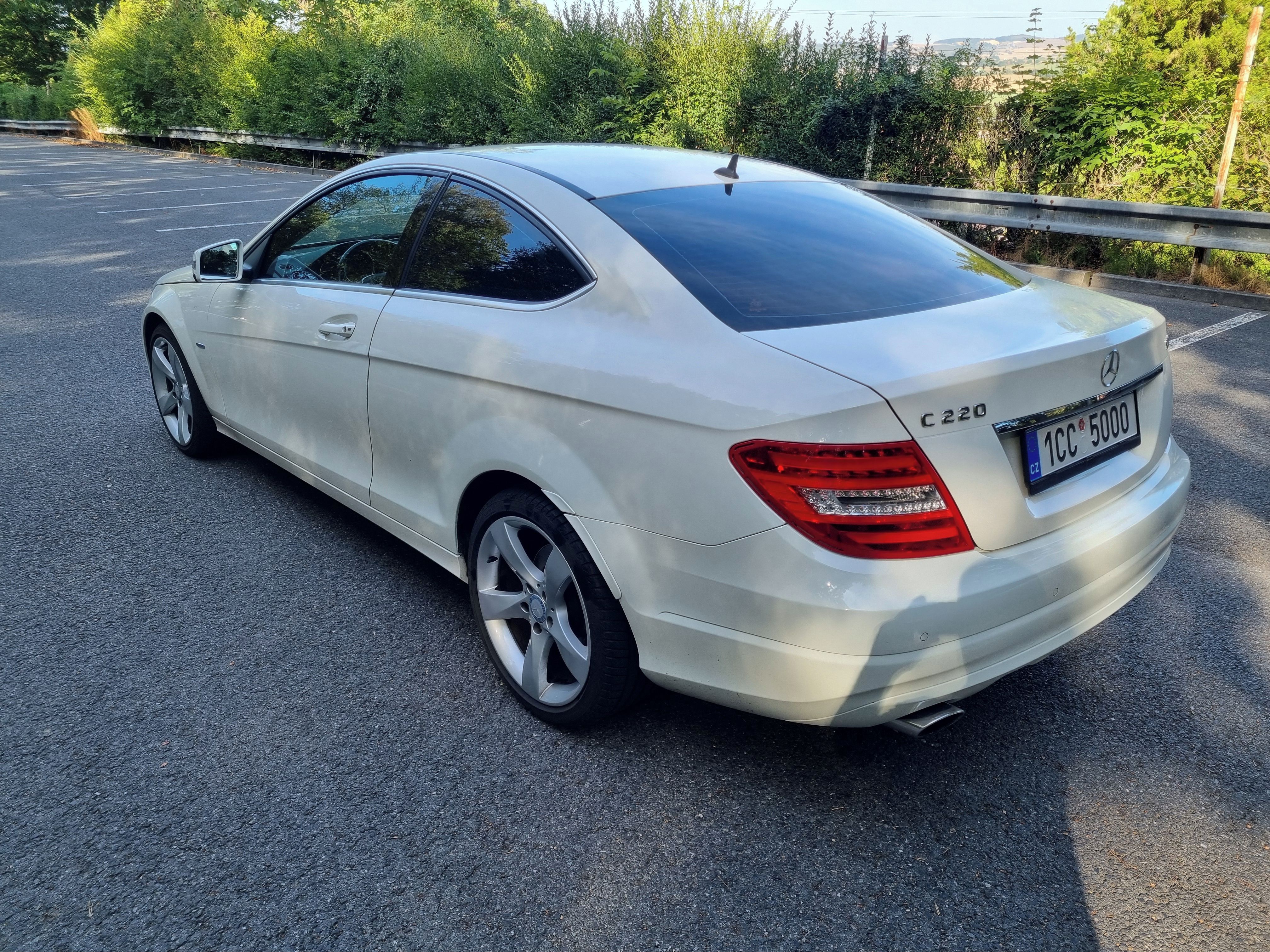 Mercedes-Benz Třídy C, Mercedes Benz W204 C 220 CDI - fotka 2