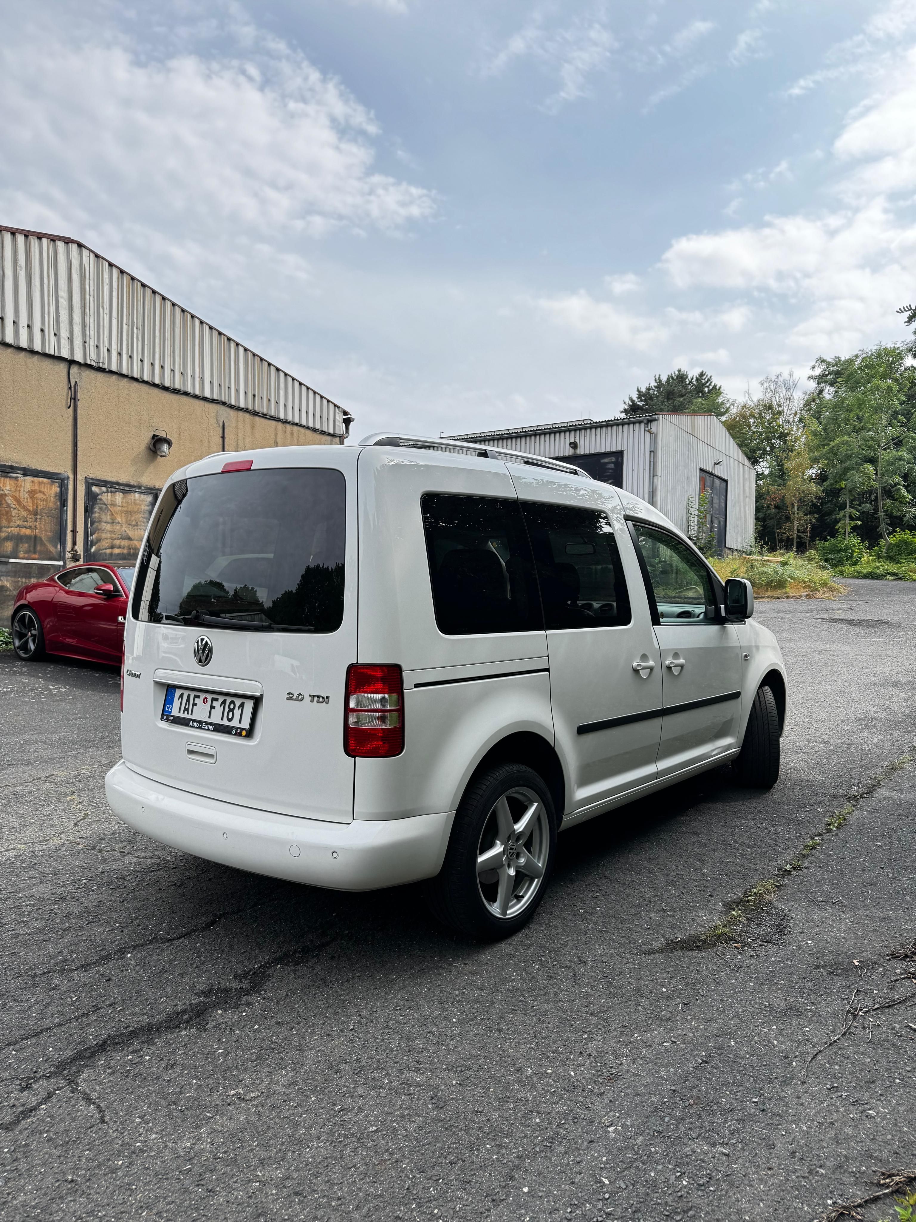 Volkswagen Caddy, VW Caddy, 2.0 TDI, DSG, servis - fotka 4