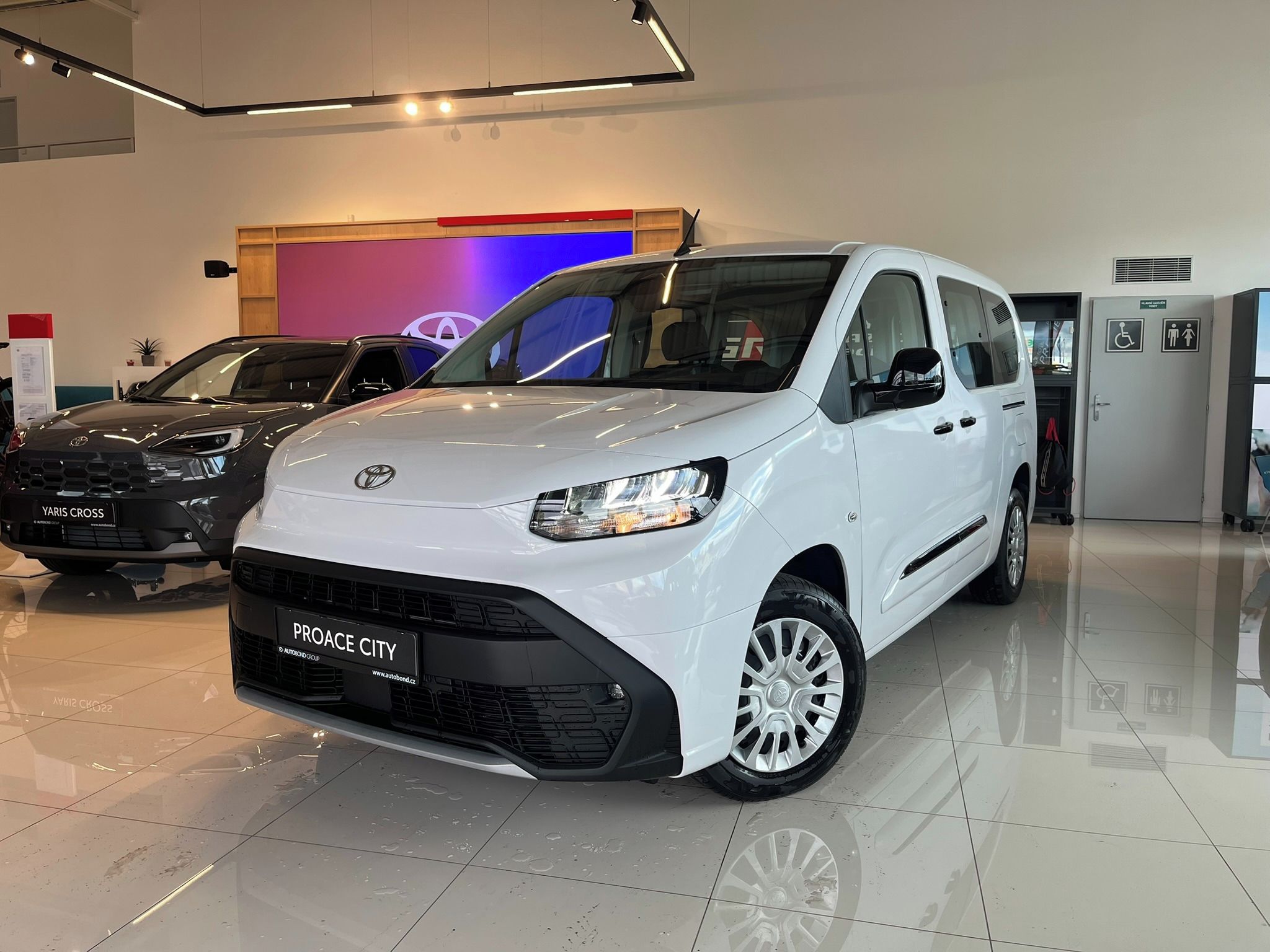 Toyota Proace City Verso, 1.2L 6MT Business