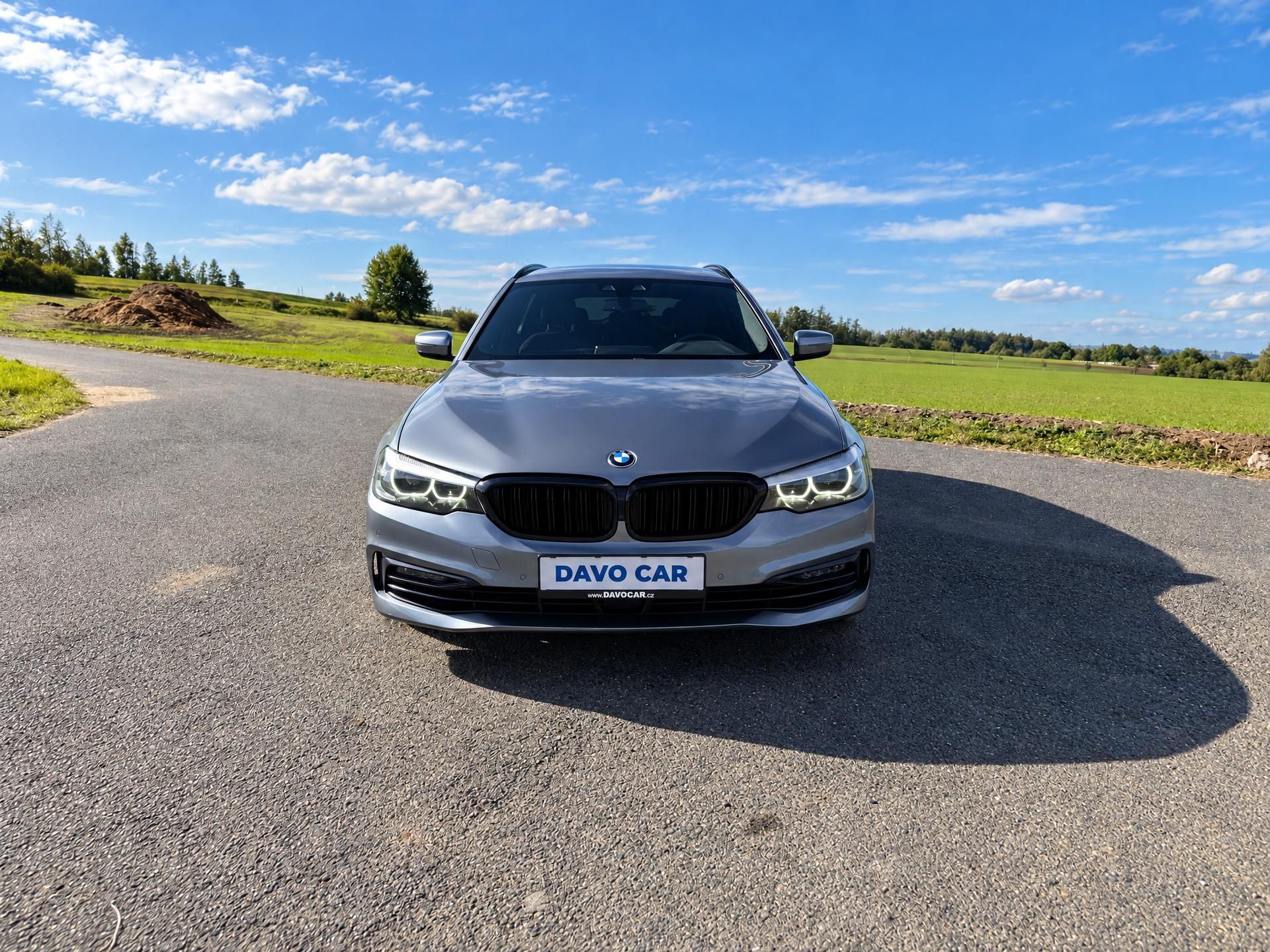 BMW Řada 5, 3,0 3.0 530d Touring Sport DPH - fotka 2
