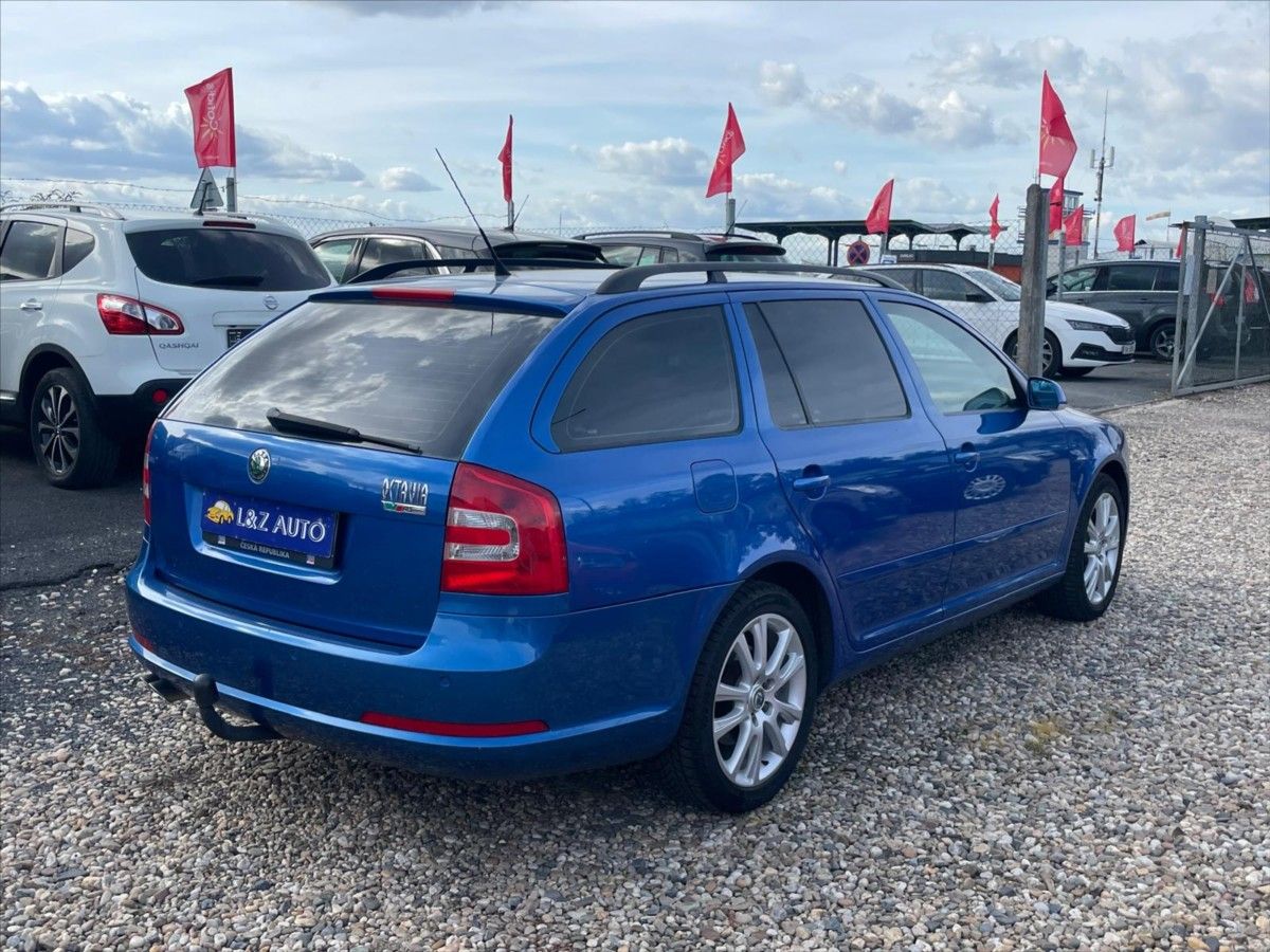 Škoda Octavia, 2,0 TDI RS - fotka 6