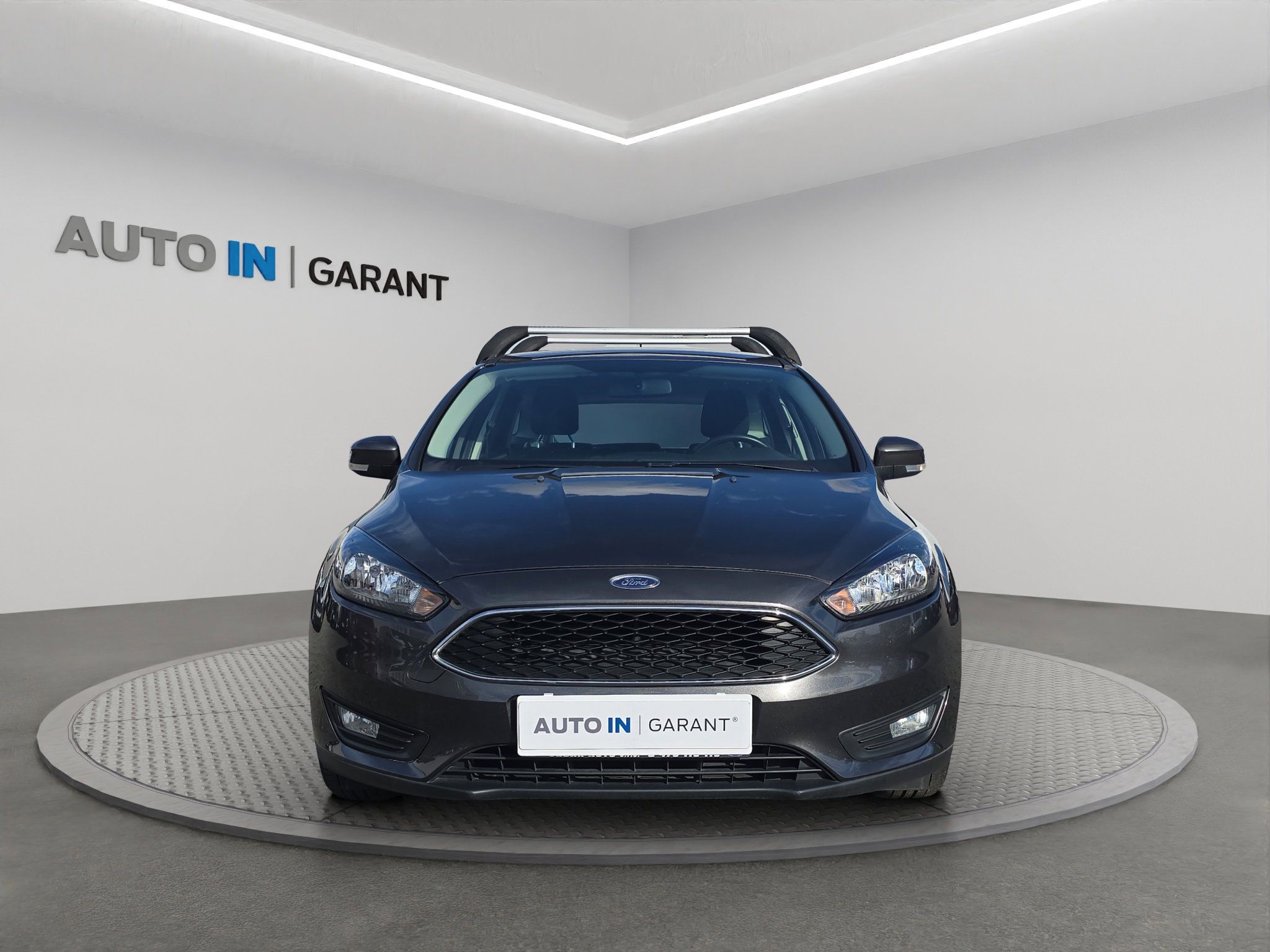 Ford Focus, 1.0 EcoBoost 92kW, Serv. - fotka 2