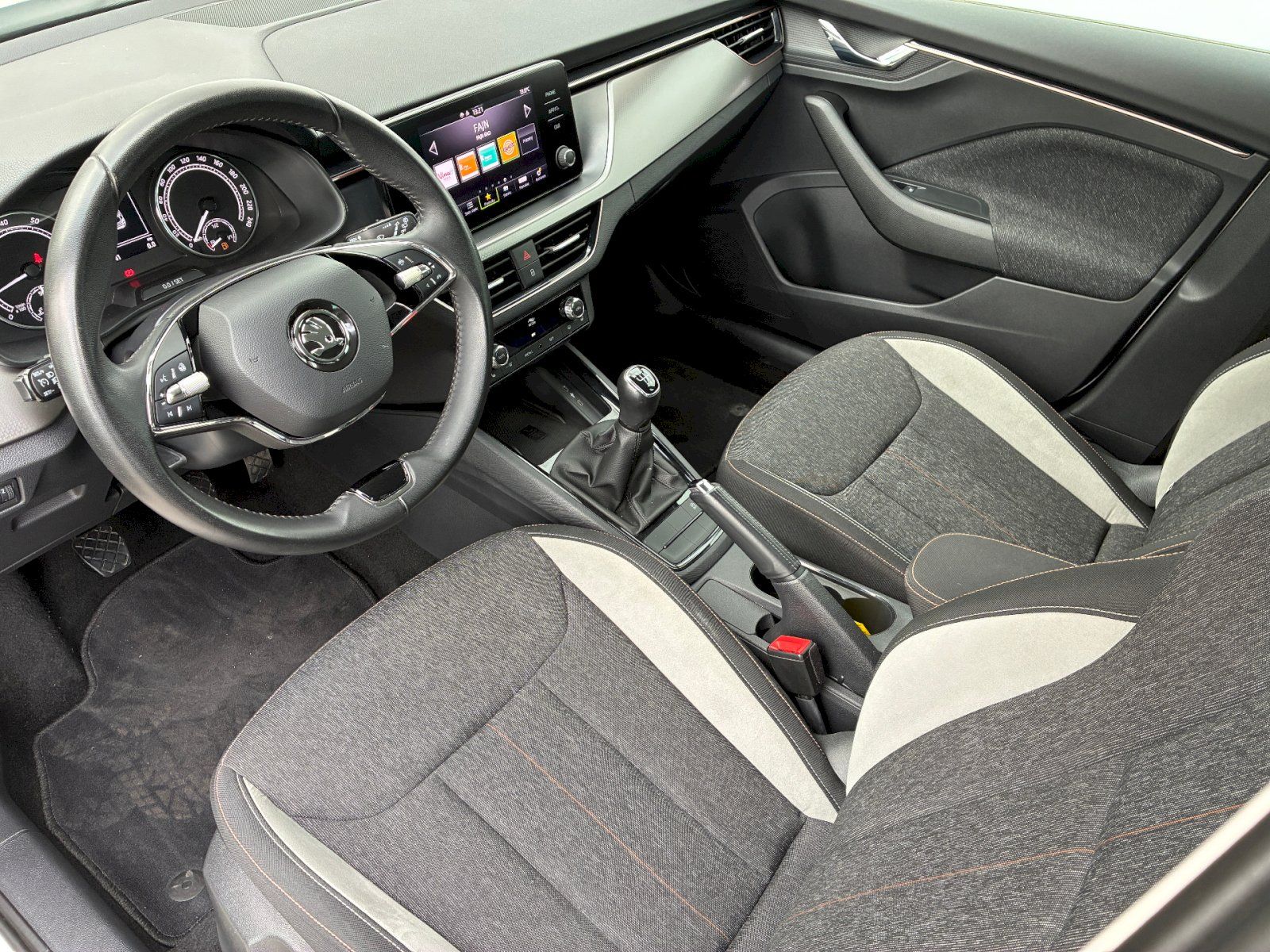 Škoda Kamiq, 1,0 TSI / 81 kW Style - fotka 5