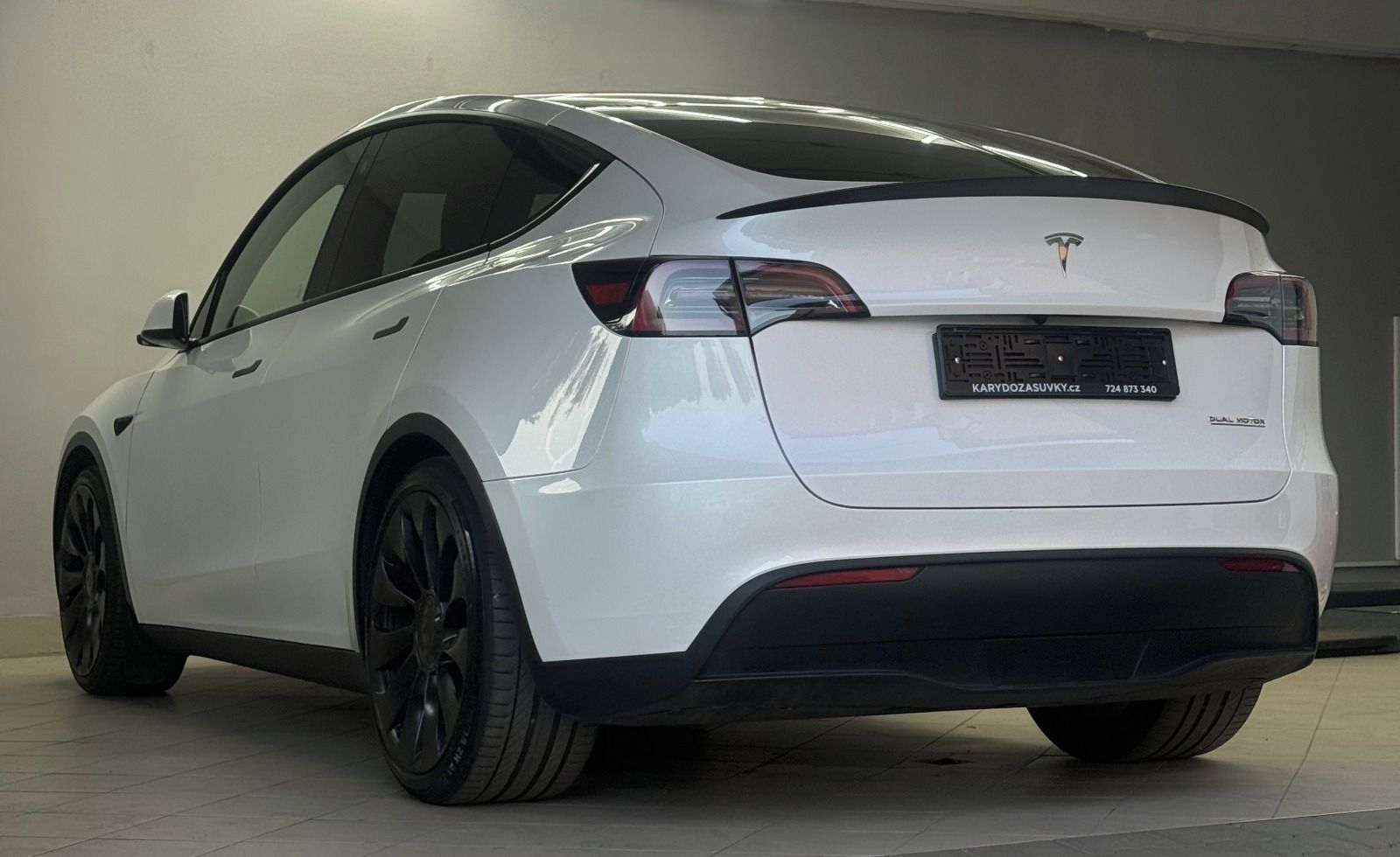 Tesla Model Y, Tesla model Y PERFORMANCE - fotka 6