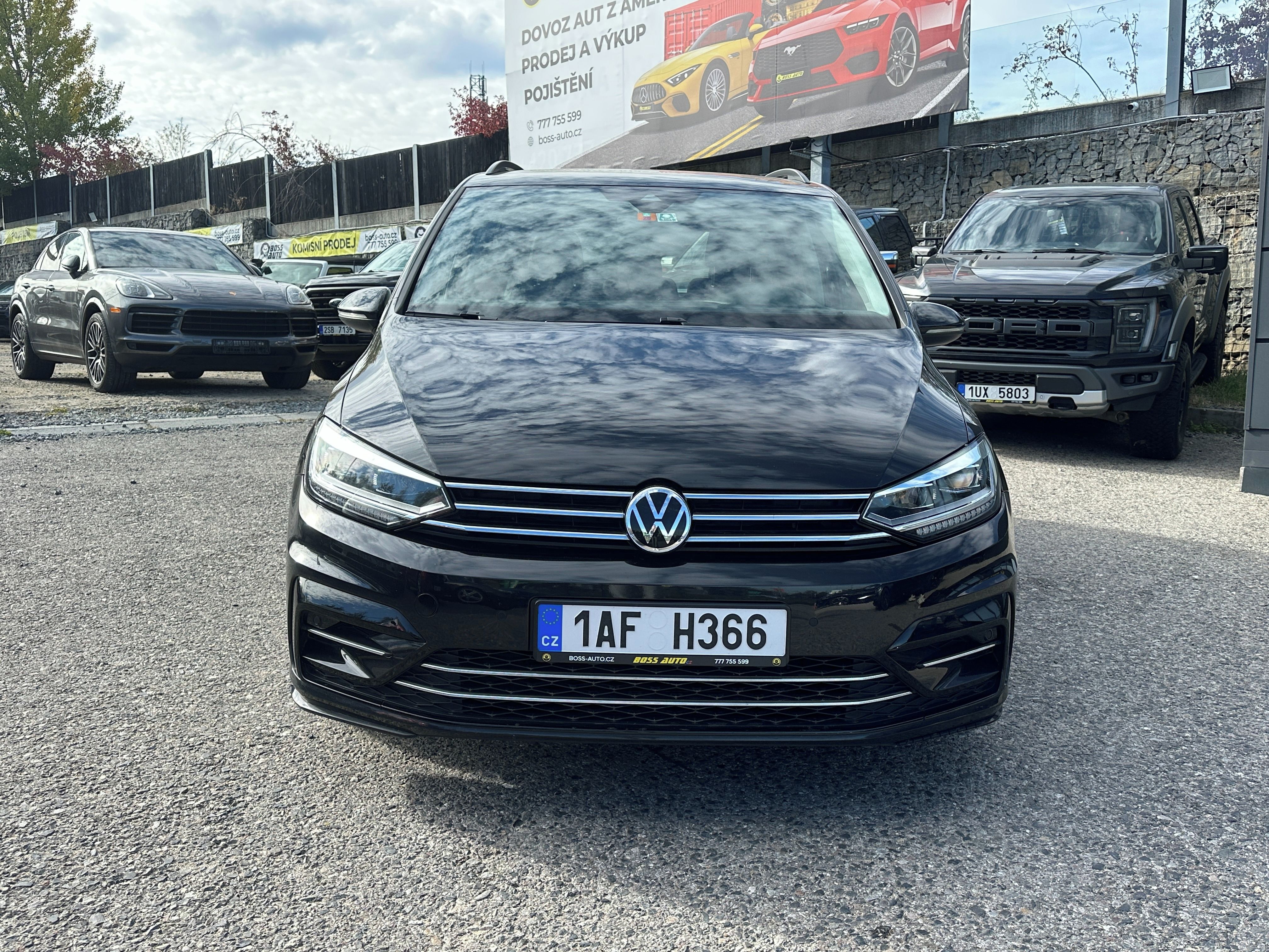 Volkswagen Touran, Volkswagen Touran 2023 - fotka 2