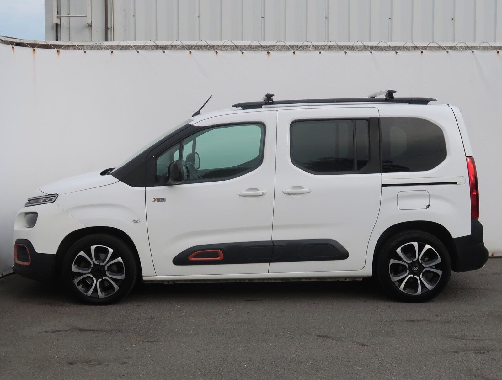 Citroën Berlingo, 1.5 BlueHDi, Feel, 5Míst - fotka 3