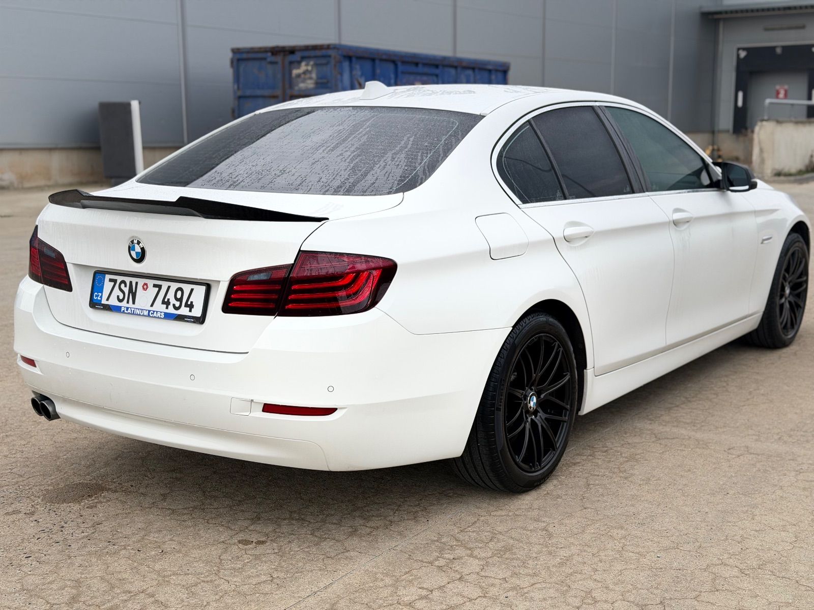 BMW Řada 5 - fotka 4