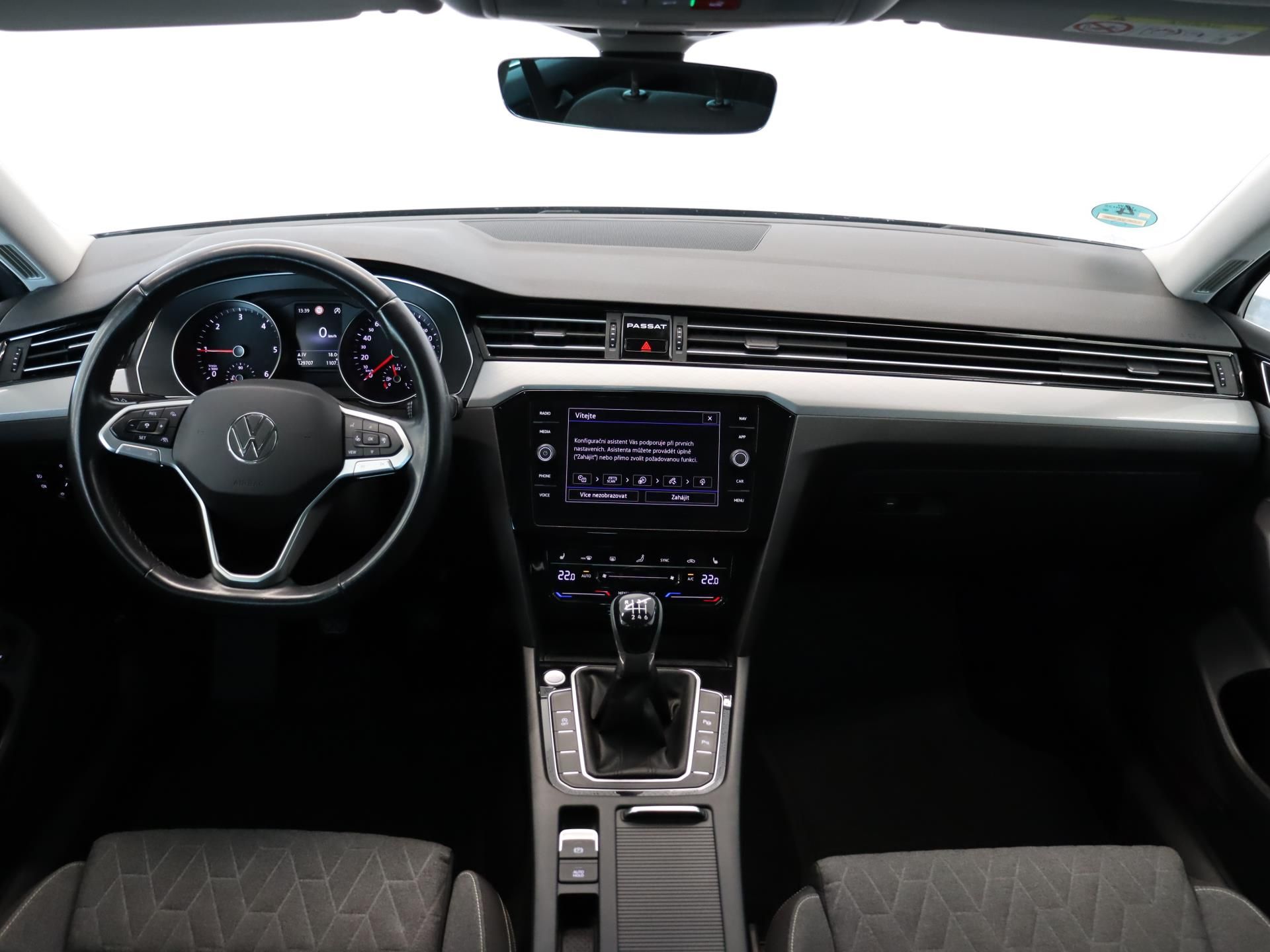 Volkswagen Passat, Variant Business 2,0 TDI 110kW - fotka 5