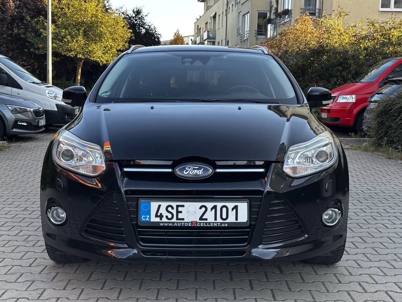 Ford Focus, 1.6 16V Titanium Navi Xenony - fotka 2