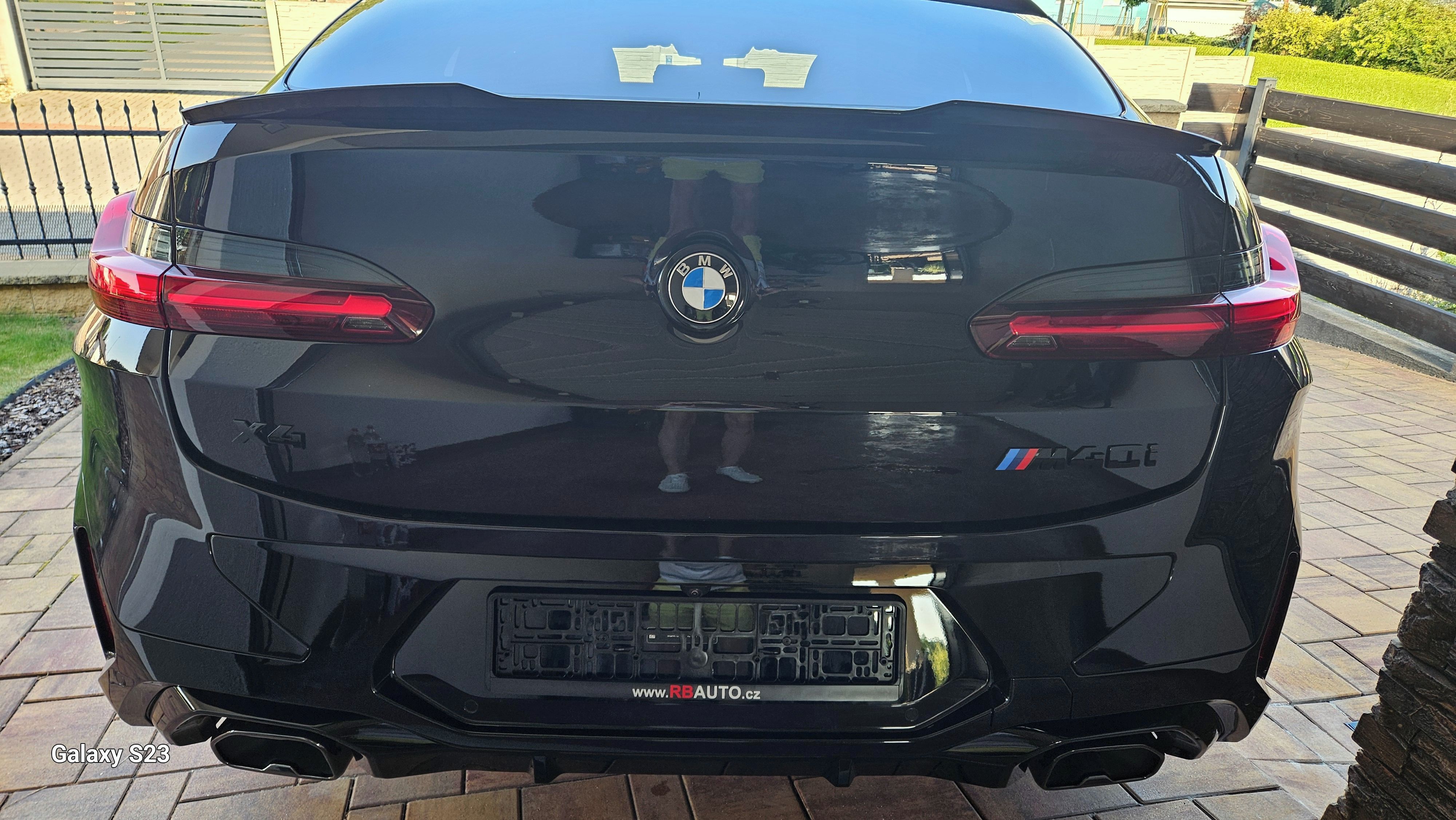 BMW X4, M 4.0i - fotka 4