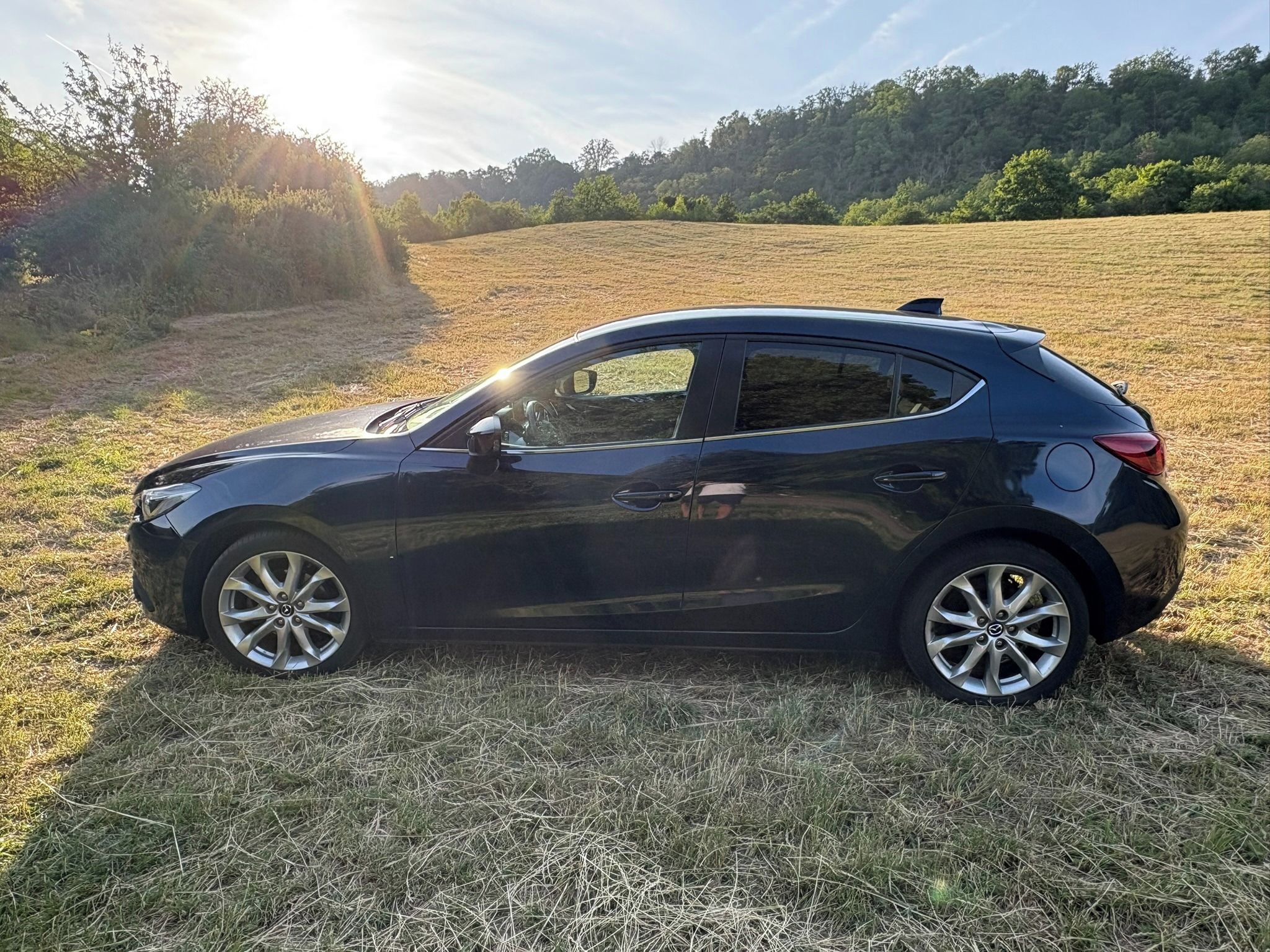 Mazda 3, 2.2 D Skyactiv Sport Line BOSE - fotka 5