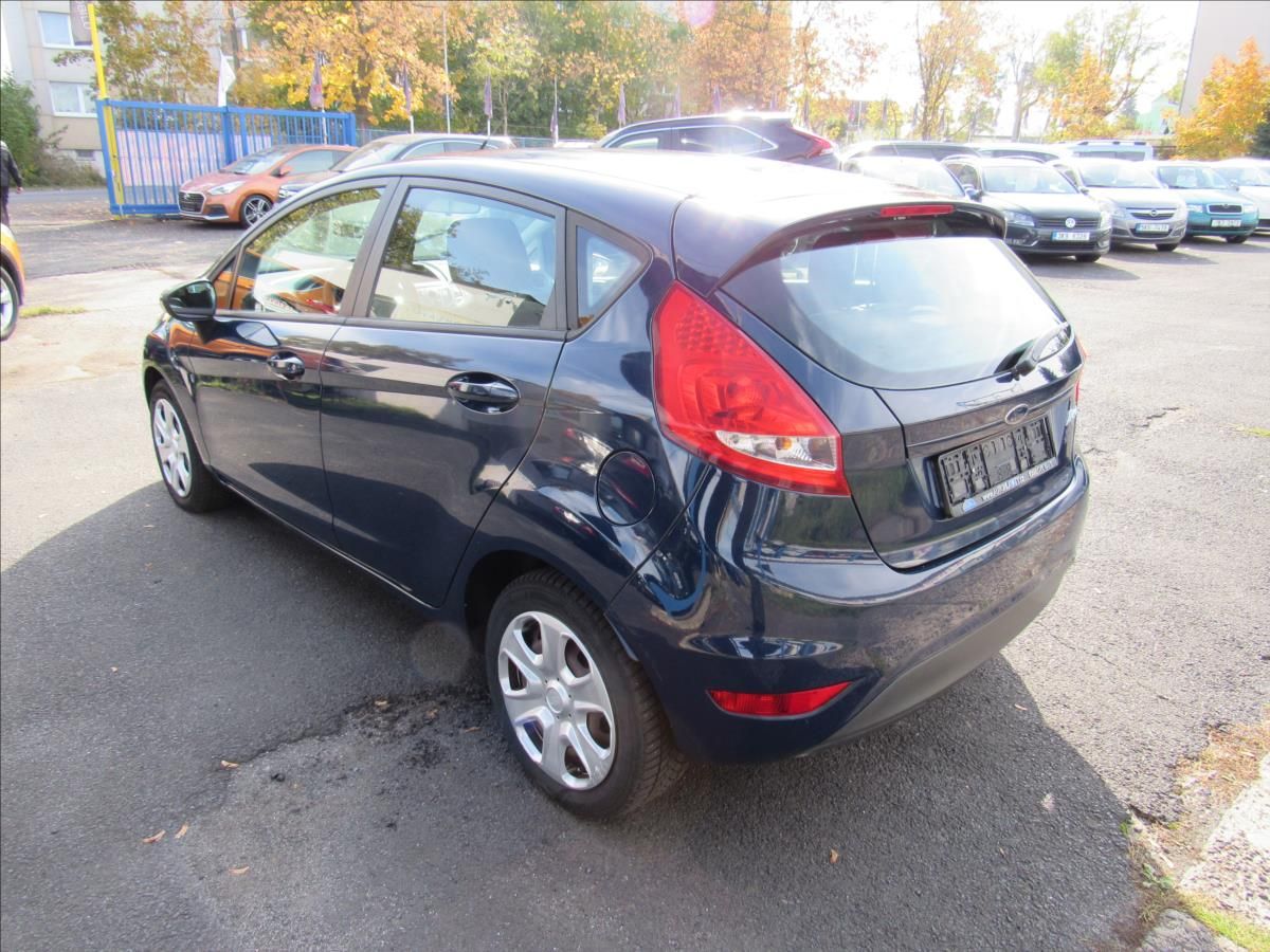 Ford Fiesta, 1,3 i 60kW - fotka 4
