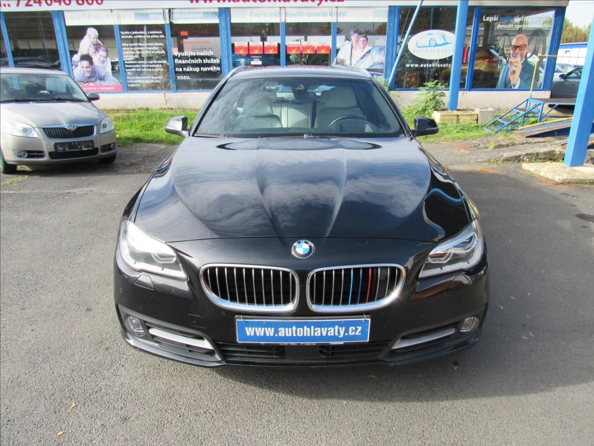 BMW Řada 5, 3,0 d 530D xDrive - fotka 2