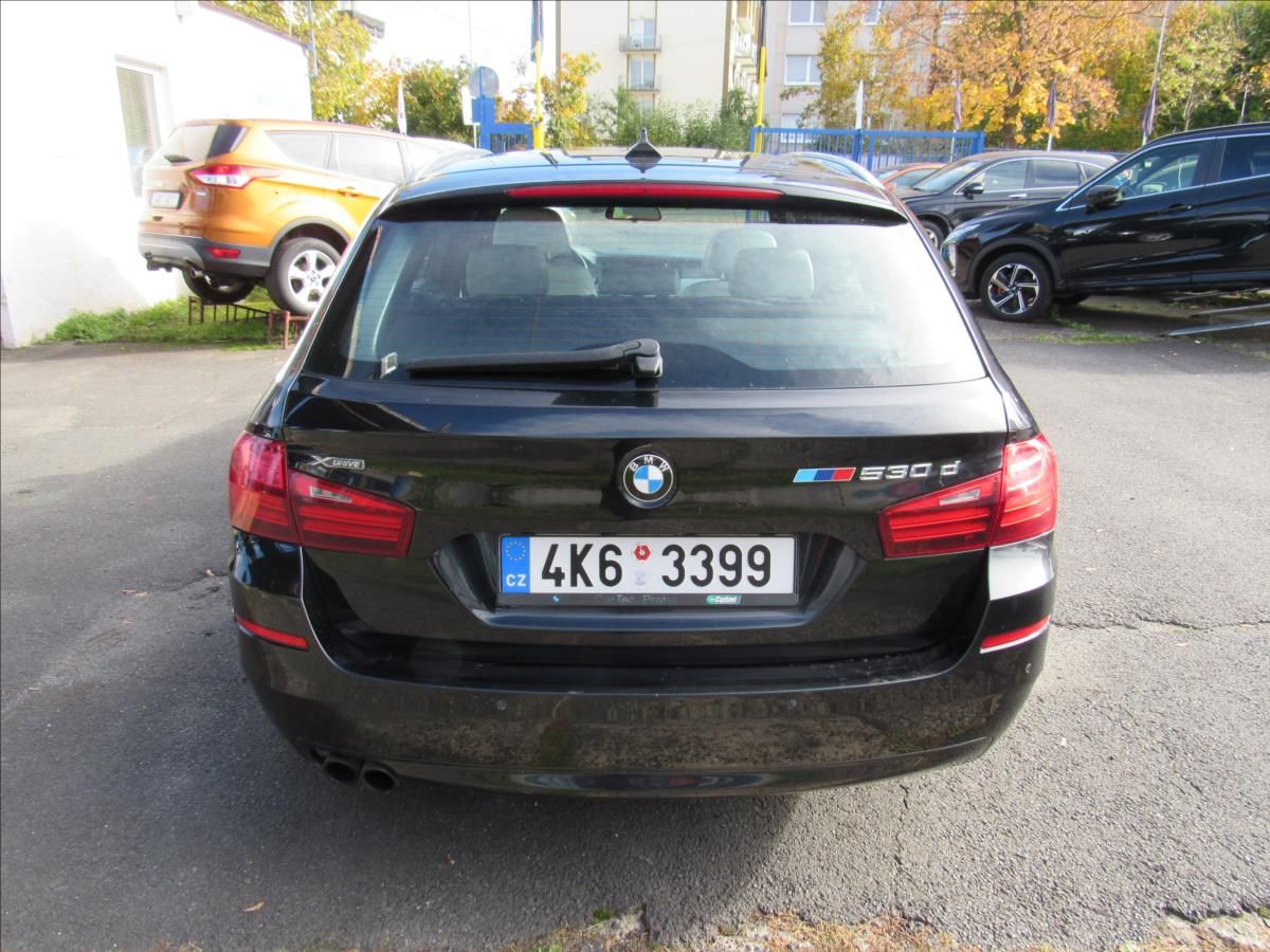 BMW Řada 5, 3,0 d 530D xDrive - fotka 5