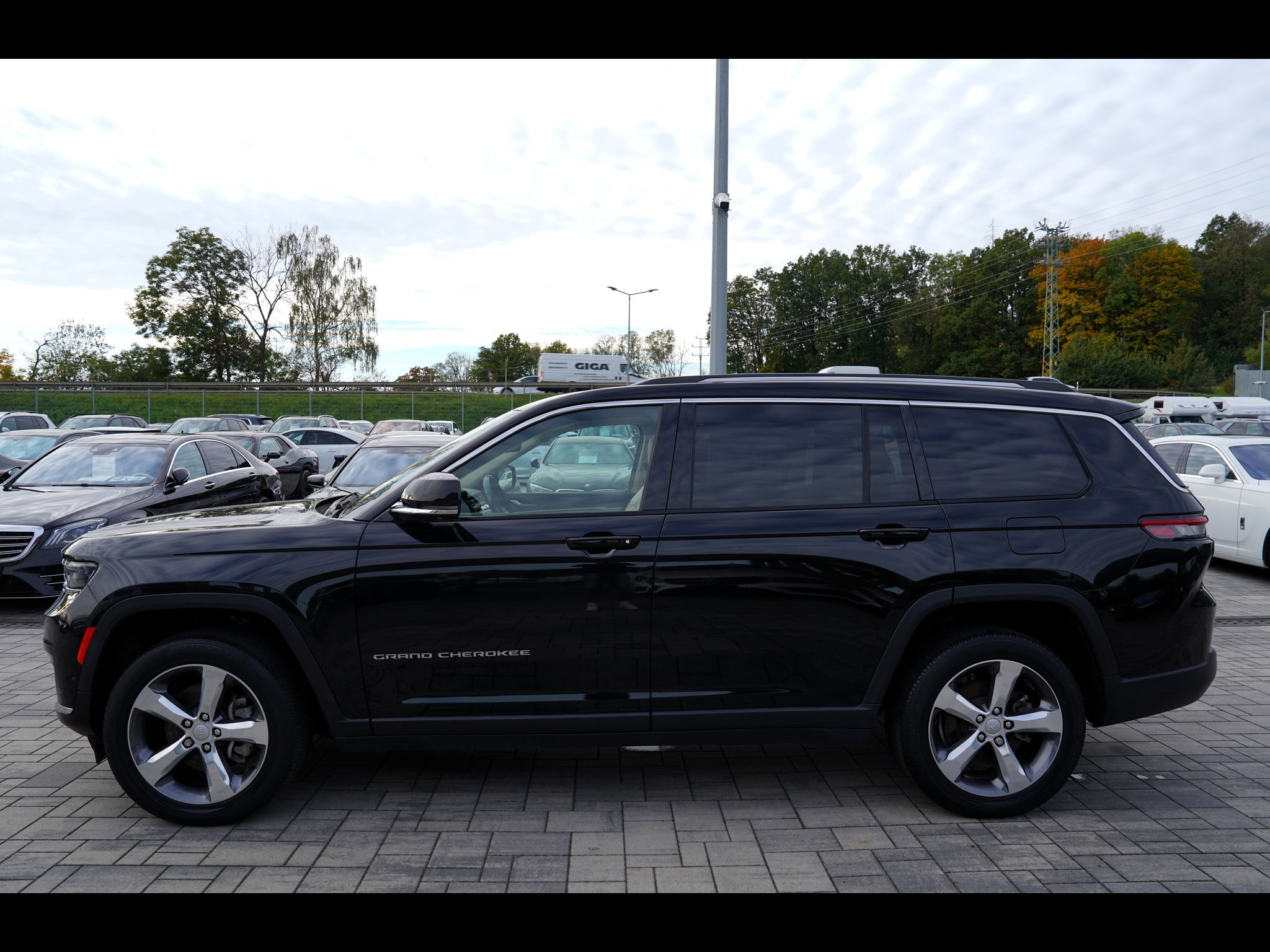 Jeep Grand Cherokee, 3.6i V6 Long Limited,4x4,300PS - fotka 3