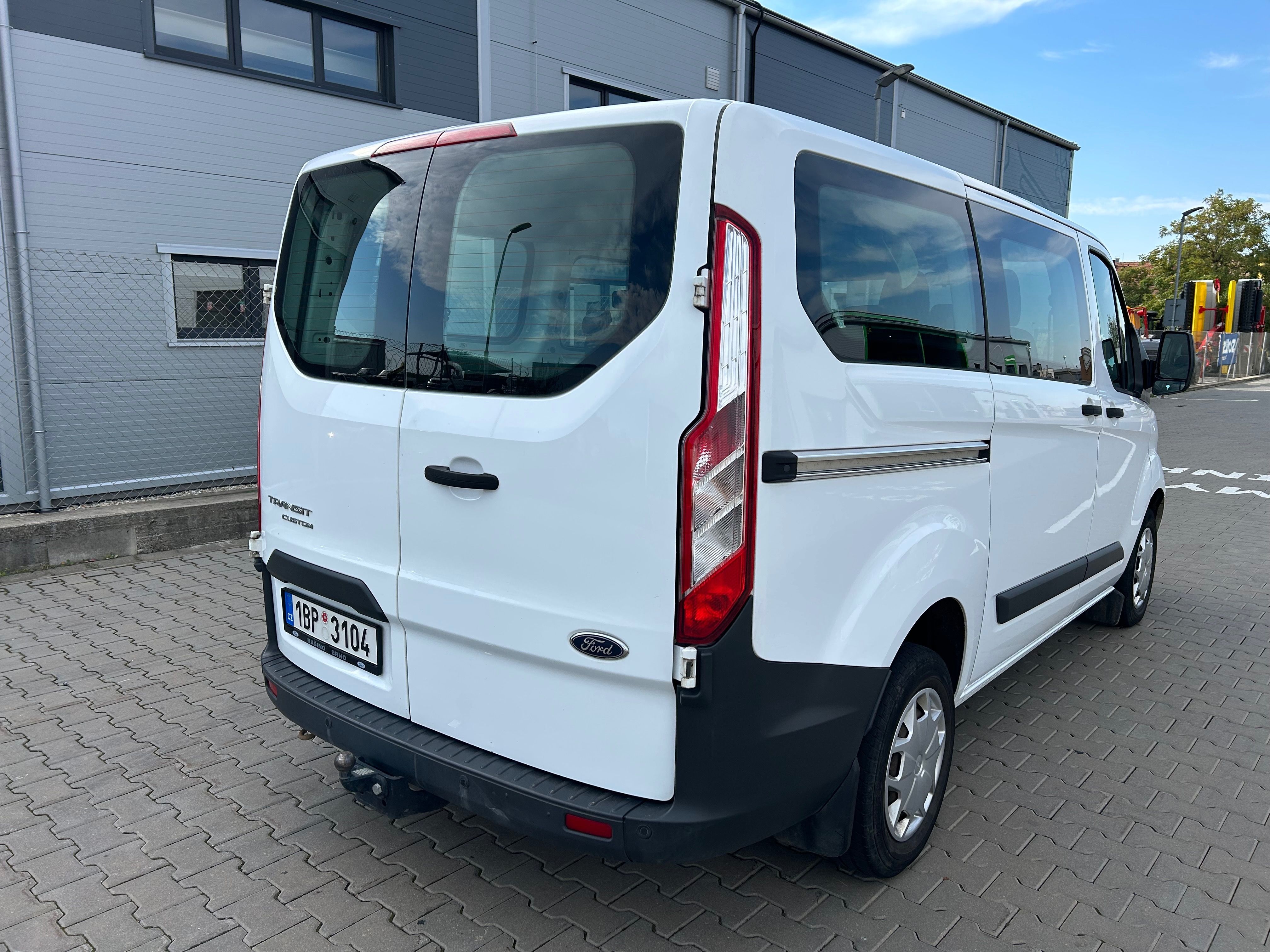 Ford Transit Custom, Najeto pouze 89tkm odpočet DPH - fotka 3