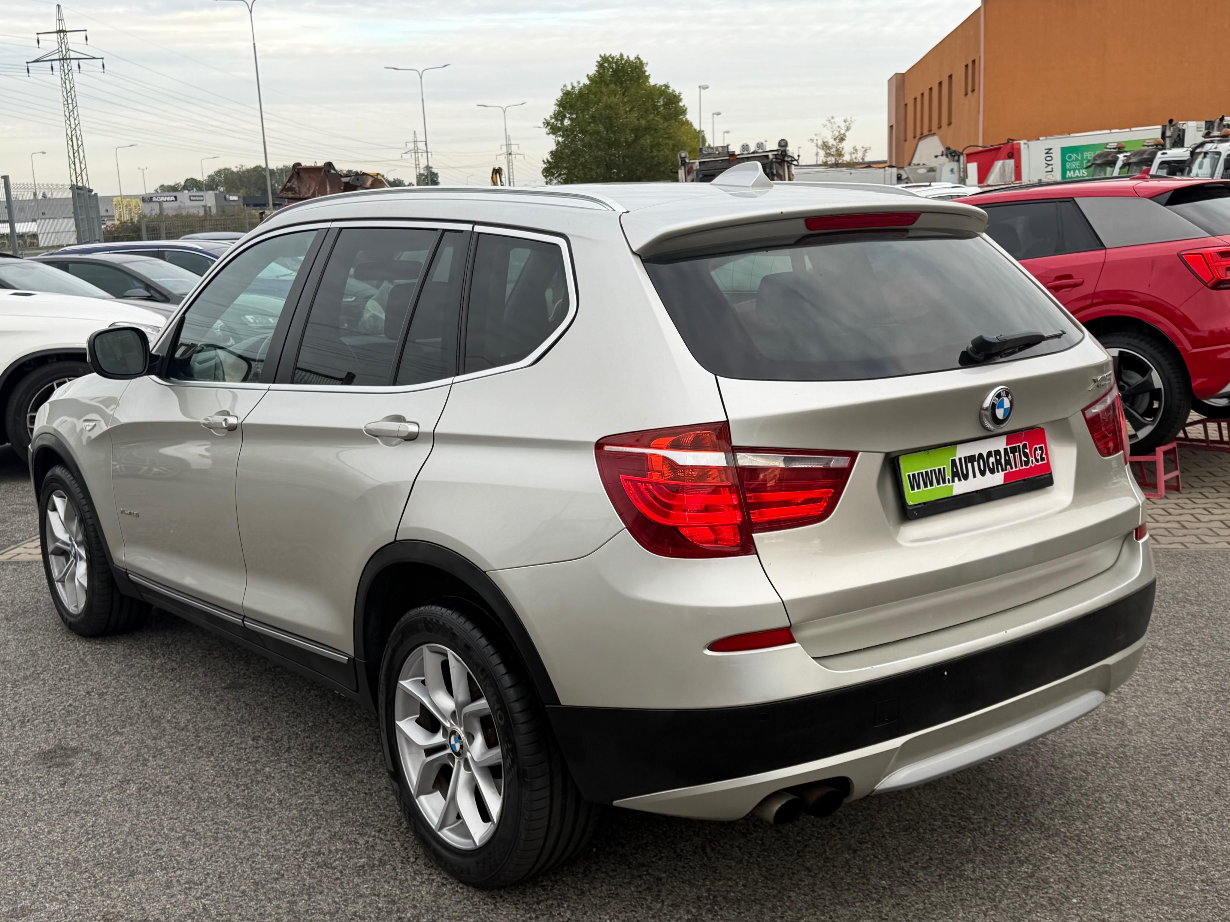 BMW X3, 3.0i-190-XEN.PANO.NAVI-TOPSTAV - fotka 4