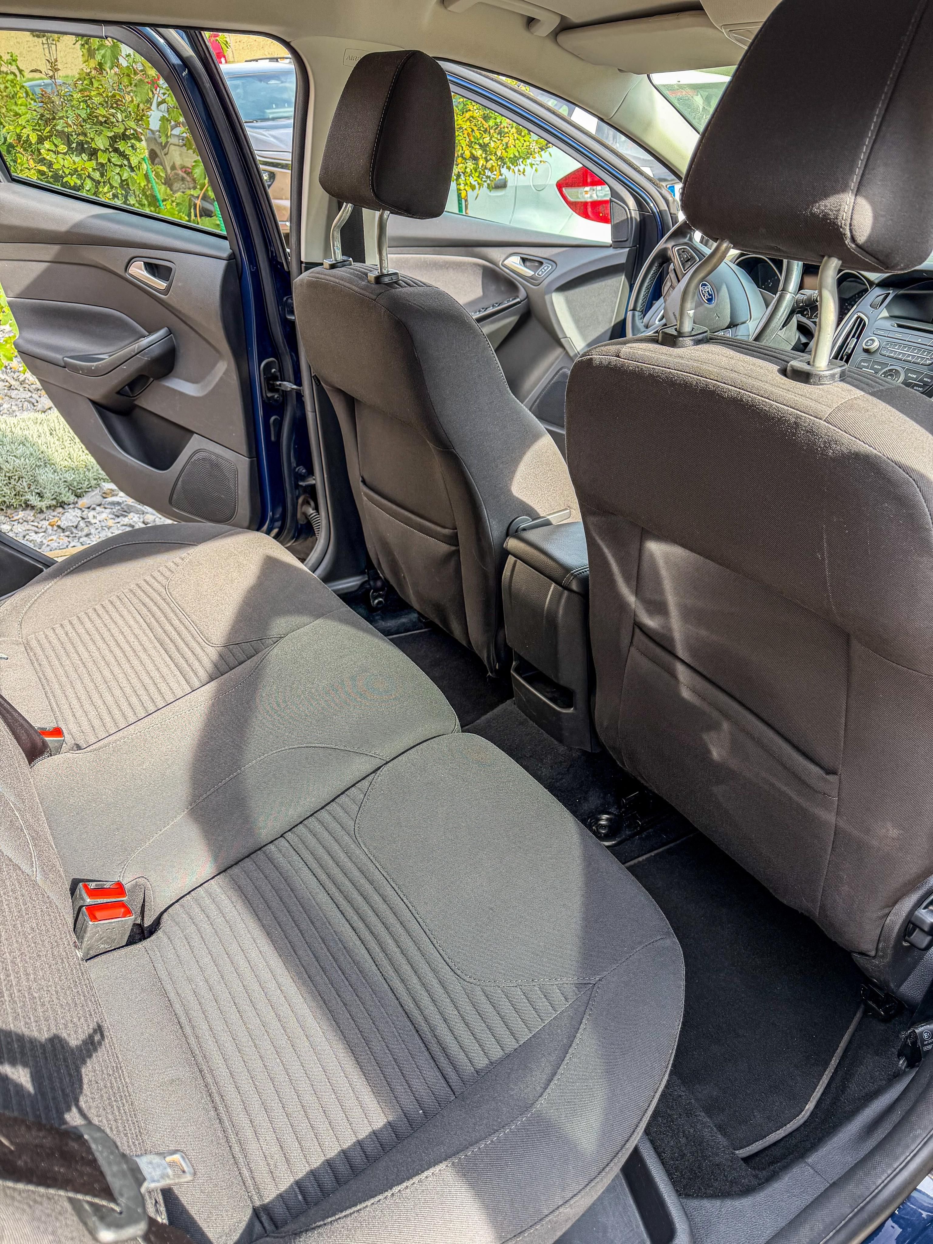 Ford Focus, Ford Focus kombi 1.5 TDCi - fotka 5