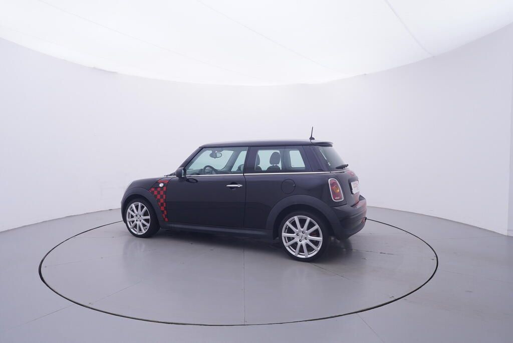 Mini One, 1.4 16V 55 kW - fotka 3