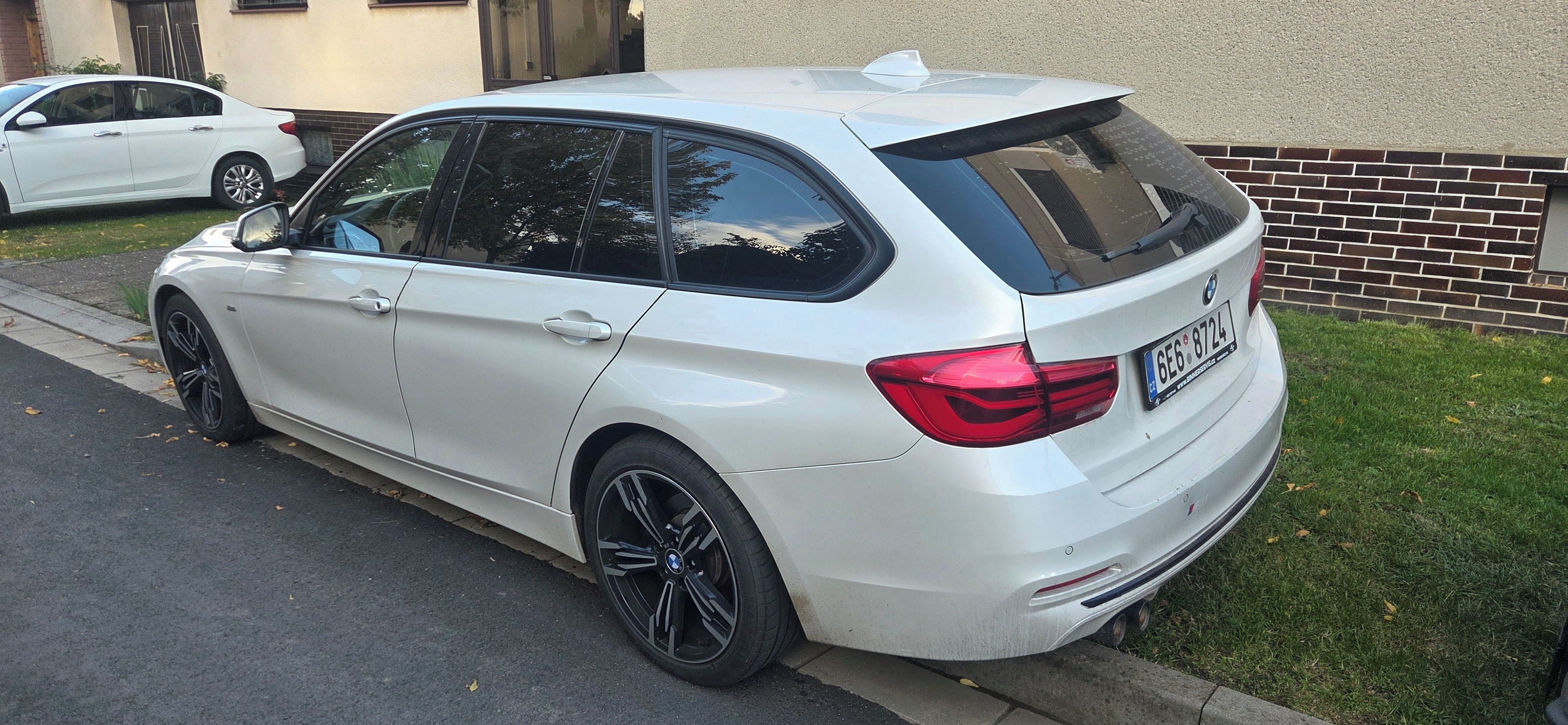 BMW Řada 3, BMW 320d Sportline - fotka 2