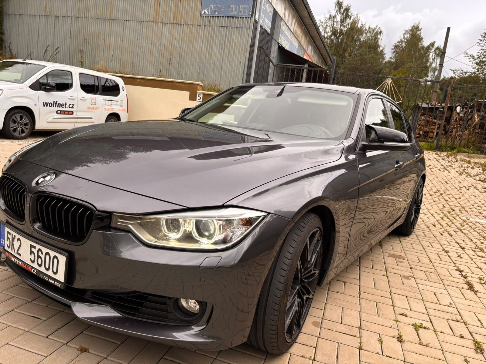 BMW Řada 3, BMW 328i xDrive - fotka 5