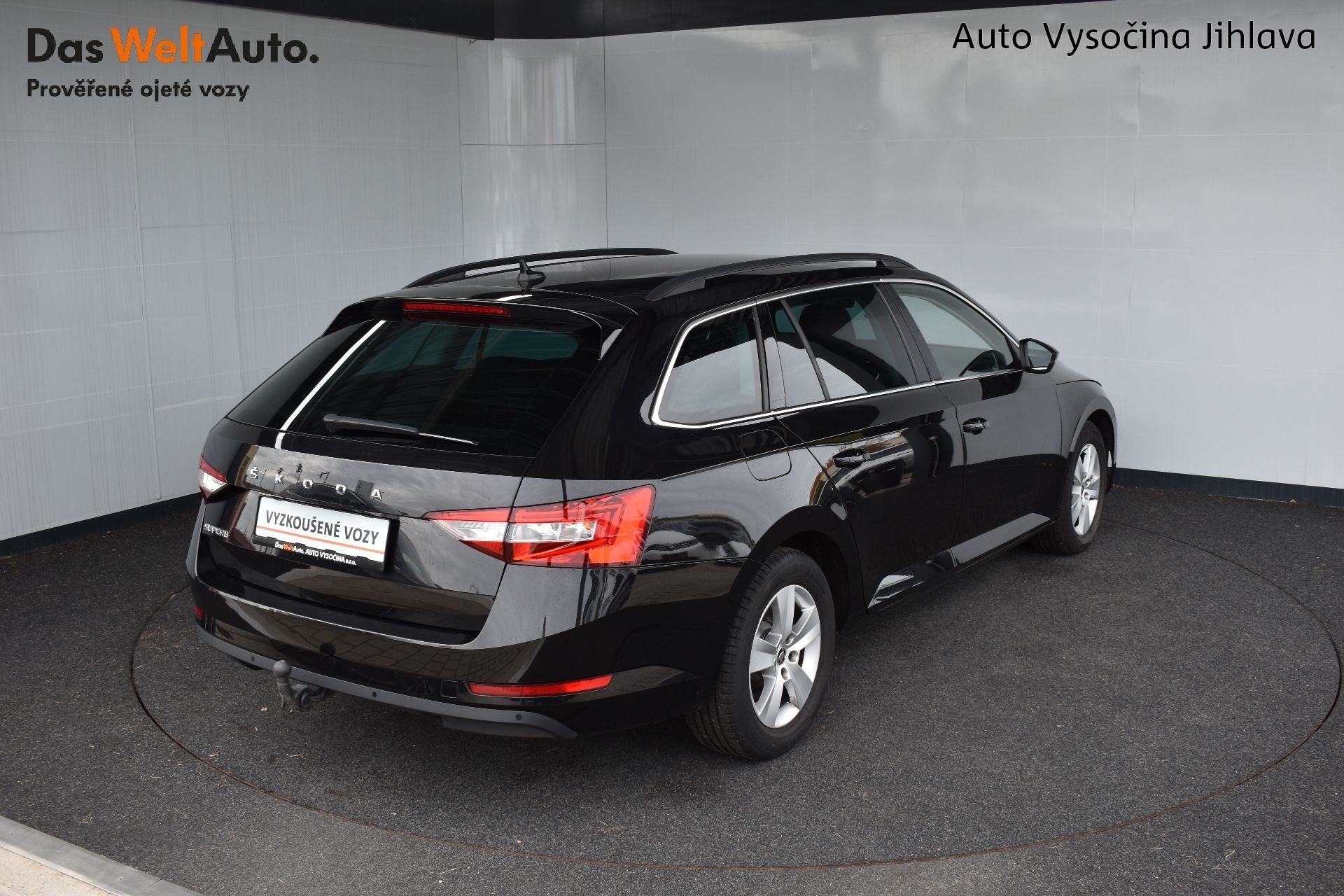 Škoda Superb, 2.0TDI 110kW DSG tažné - fotka 2