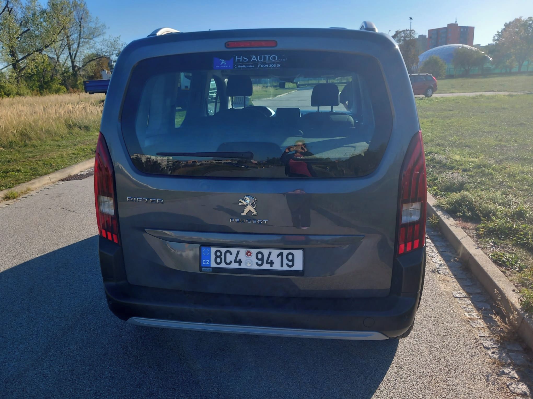 Peugeot Rifter, 1,2 81kW - fotka 3
