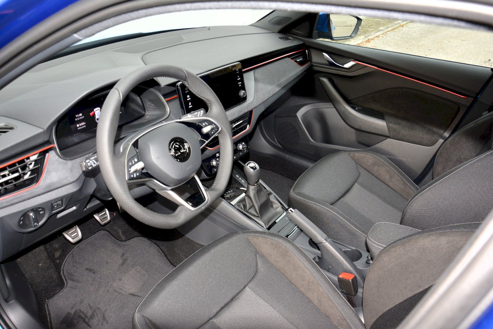 Škoda Scala, Drive 1,0 TSI 85 kW 6 MP - fotka 5