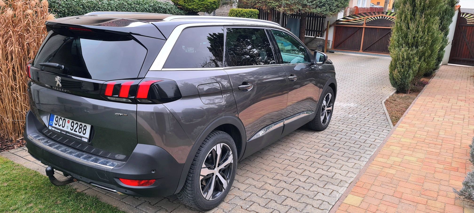 Peugeot 5008, GT 2.0,130 kW, 7-místné, tažné - fotka 6