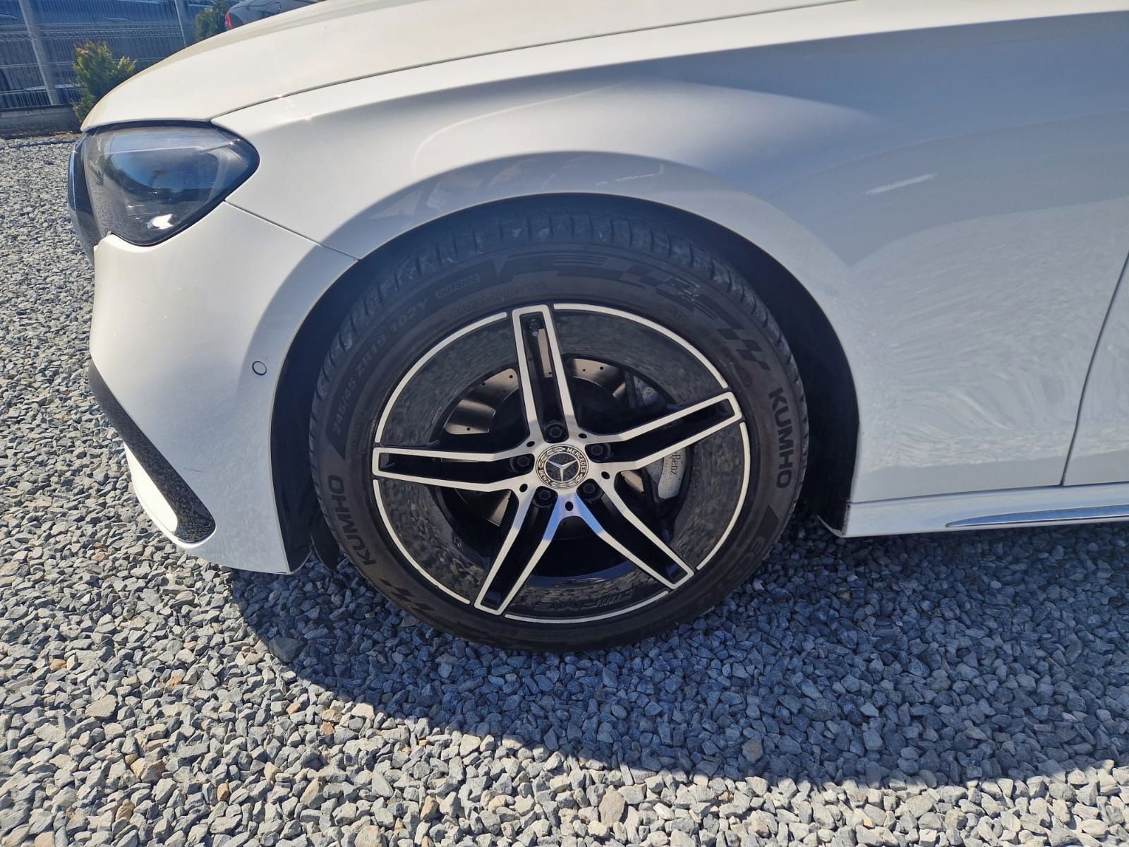 Mercedes-Benz Třídy E, Mercedes BENZ E300 de - fotka 3