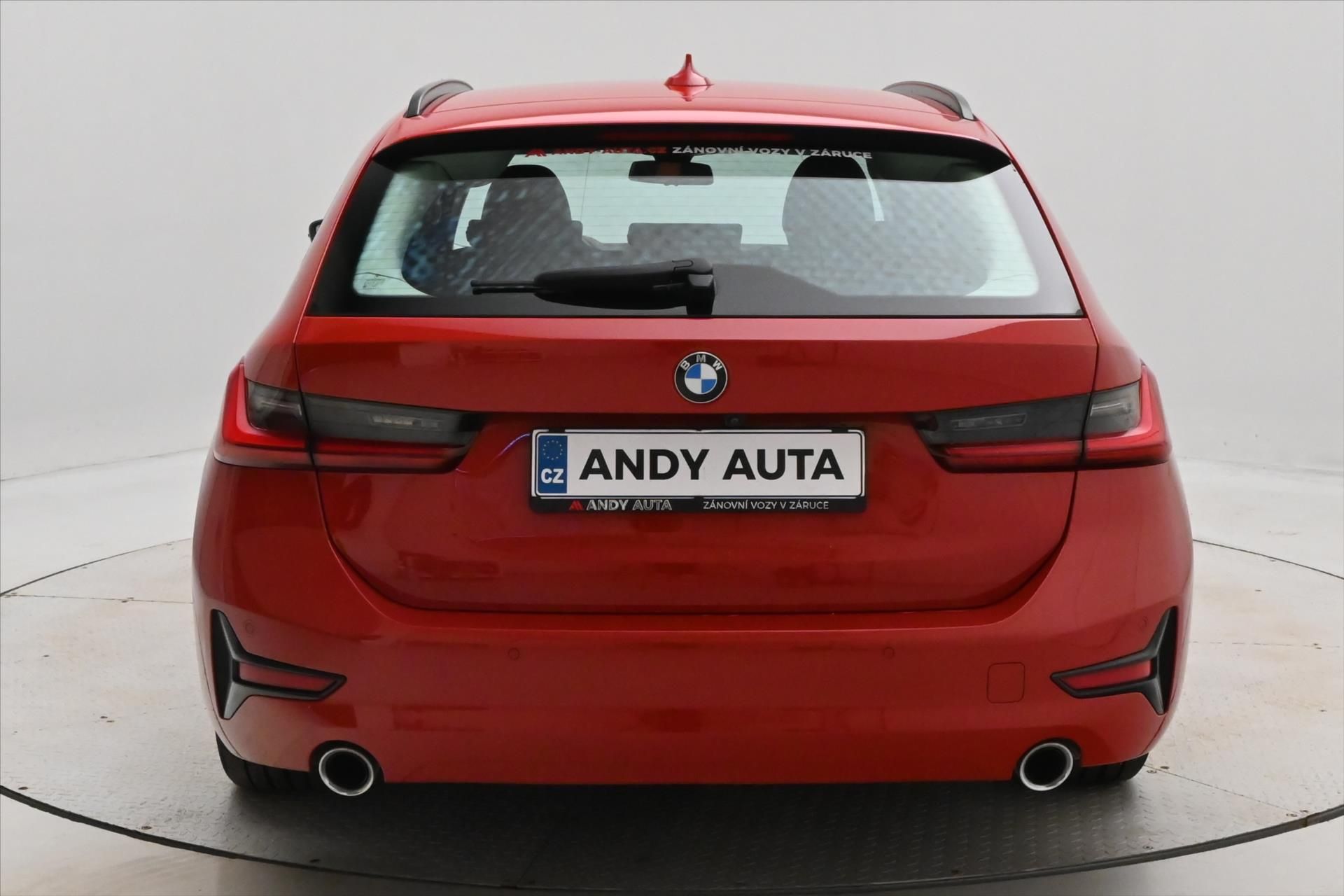 BMW Řada 3, 2,0 320d 140 kW Steptronic Zár - fotka 6