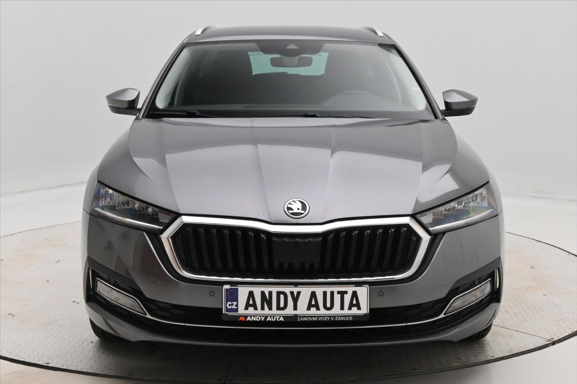 Škoda Octavia, 2,0 TDI 110 kW DSG Style Záruk - fotka 2