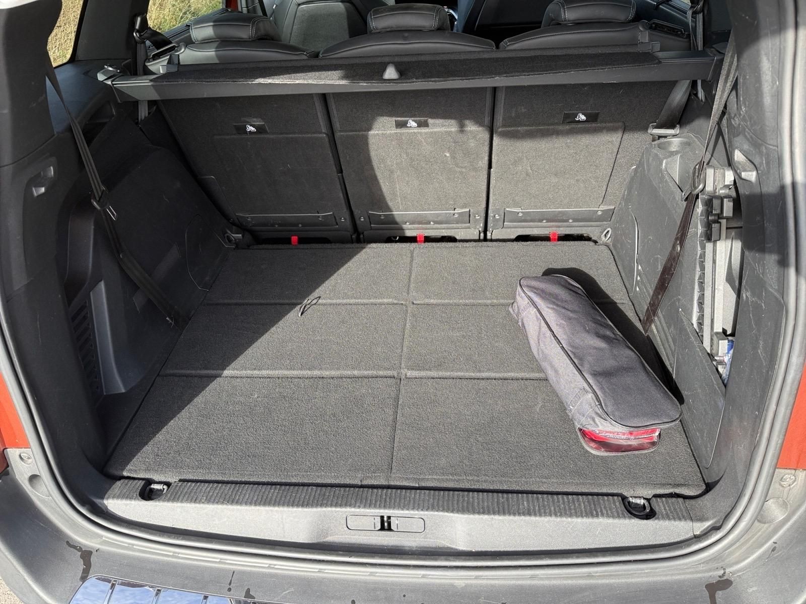Peugeot 5008, ALLURE 1.5BHDI 96kW CZ DPH - fotka 6
