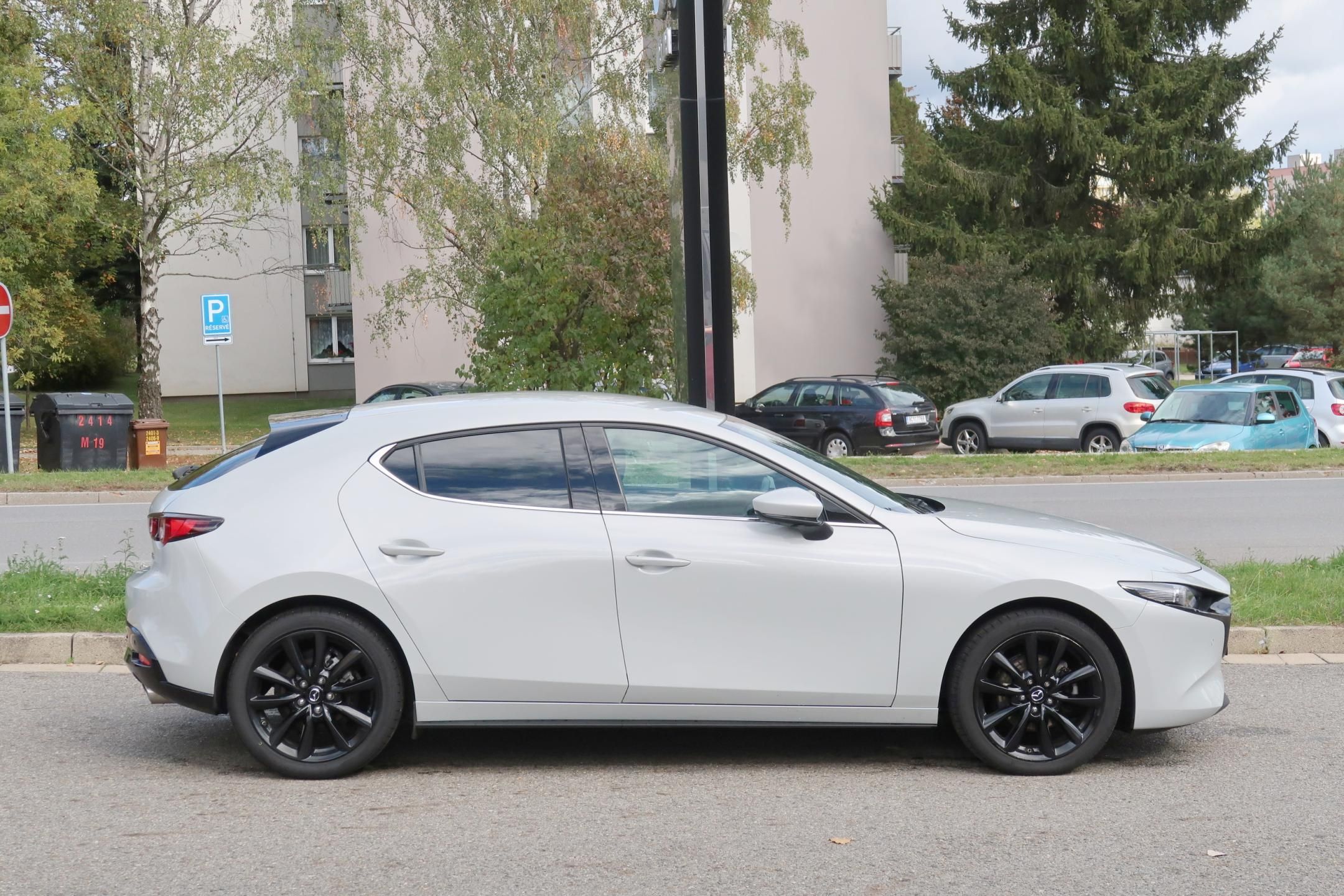 Mazda 3, 2,0 X186 AT AWD, Bose,360°kam. - fotka 5