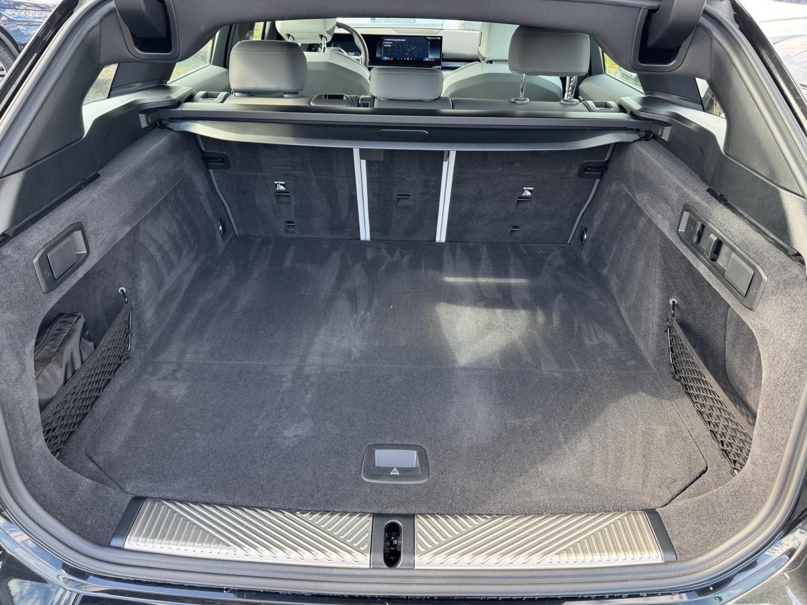 BMW Řada 5, TOURING 520d 145kW CZ DPH - fotka 6