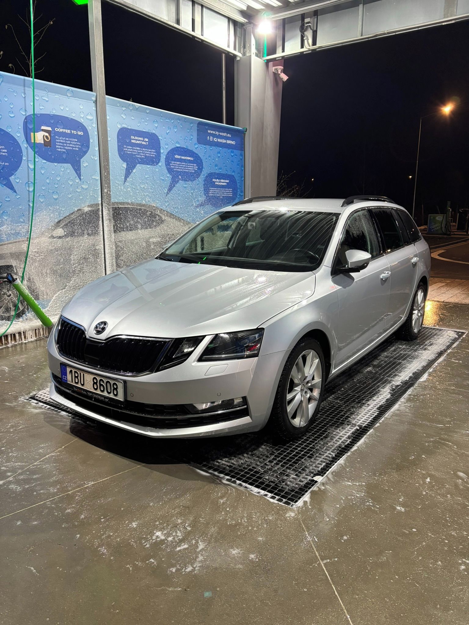 Škoda Octavia, 2.0 TDI, DSG, CZ původ, servis - fotka 2