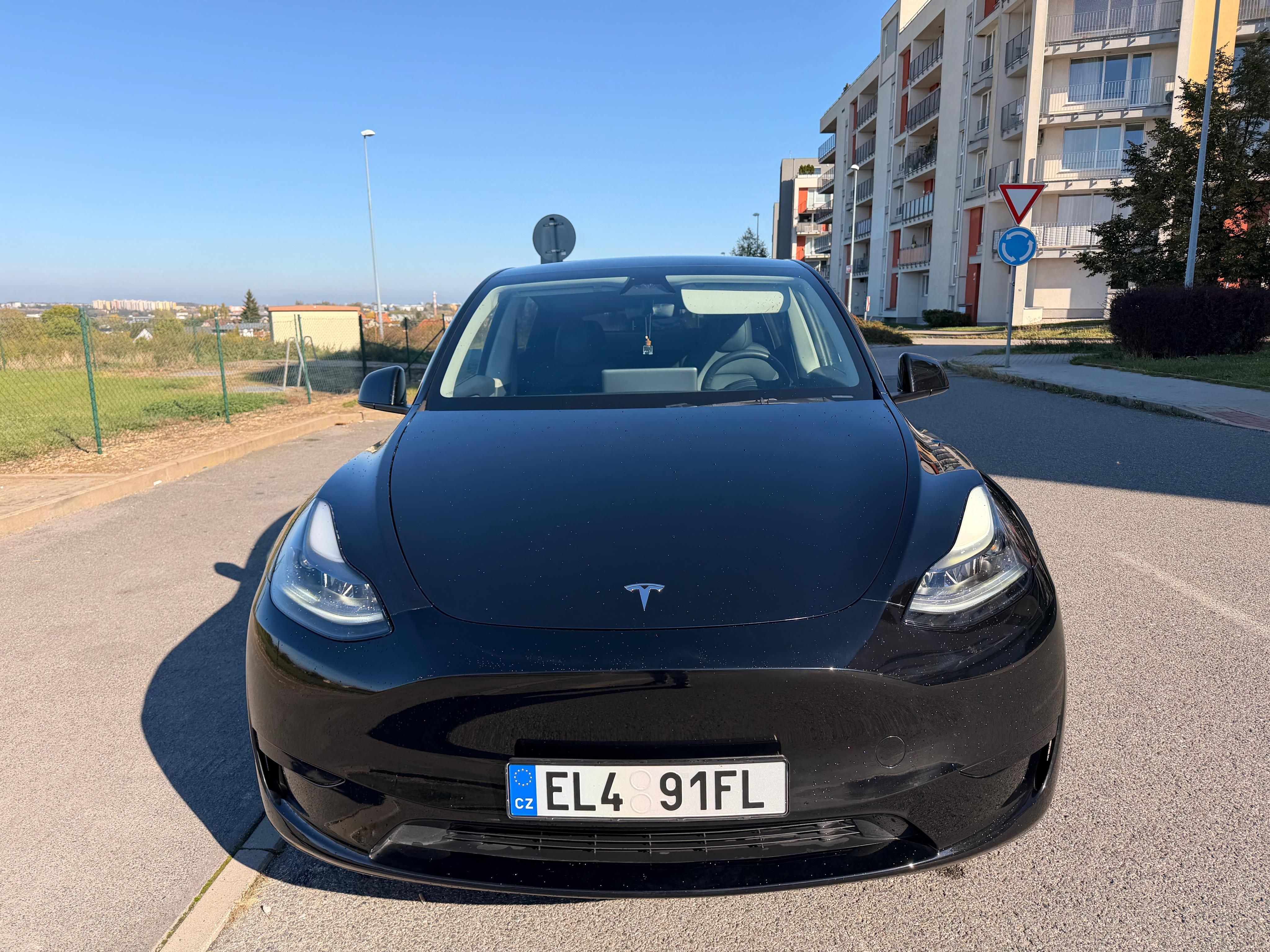 Tesla Model Y, 78k km | HW4 | FSD | -DPH - fotka 4